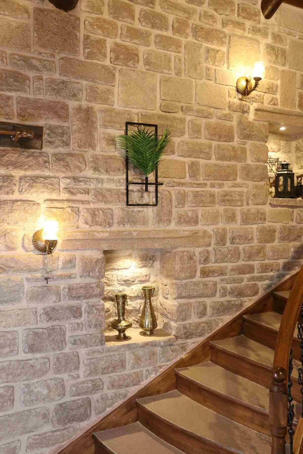 Dekoratif Metal Saksıda Yapay Çiçek Aranjman Duvar Saksısı DDS-M201