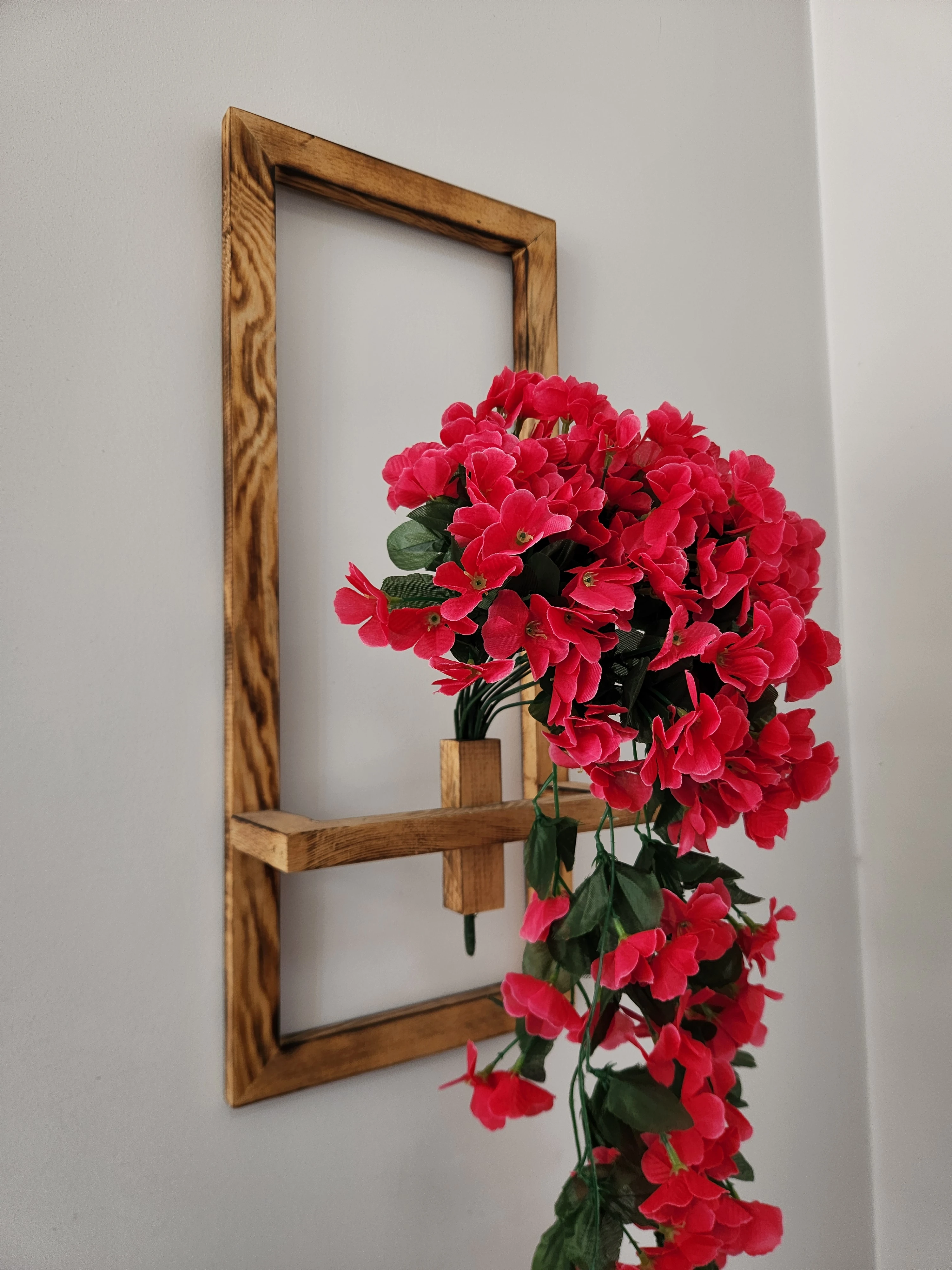 Saksı Dahil Duvar Süsü Yapay Çiçek Sarkan Begonvil Menekşe Sarmaşık Çiçeği