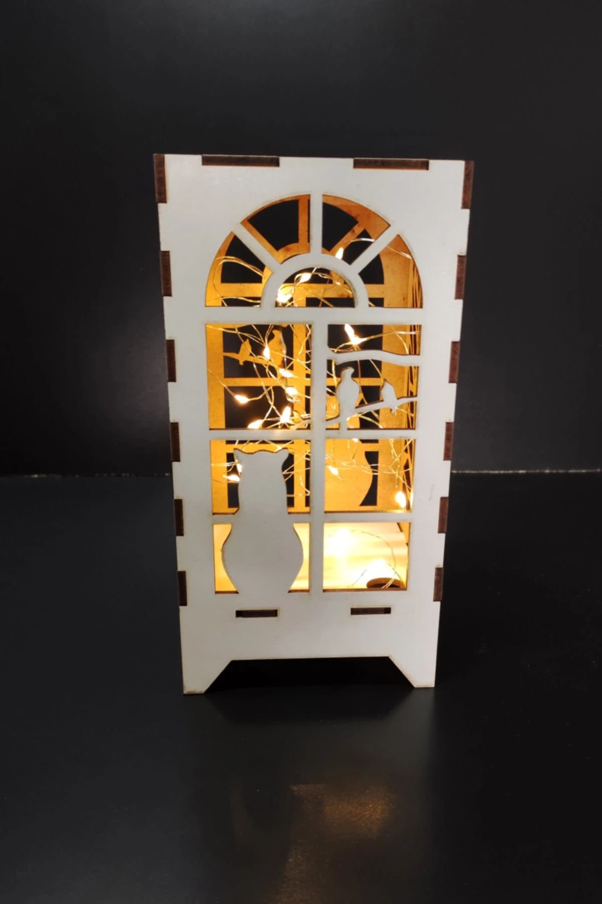 Lazer Kesim Beyaz Masa Lambası Dekoratif Mini Ahşap Abajur Pilli Peri Led 20x10