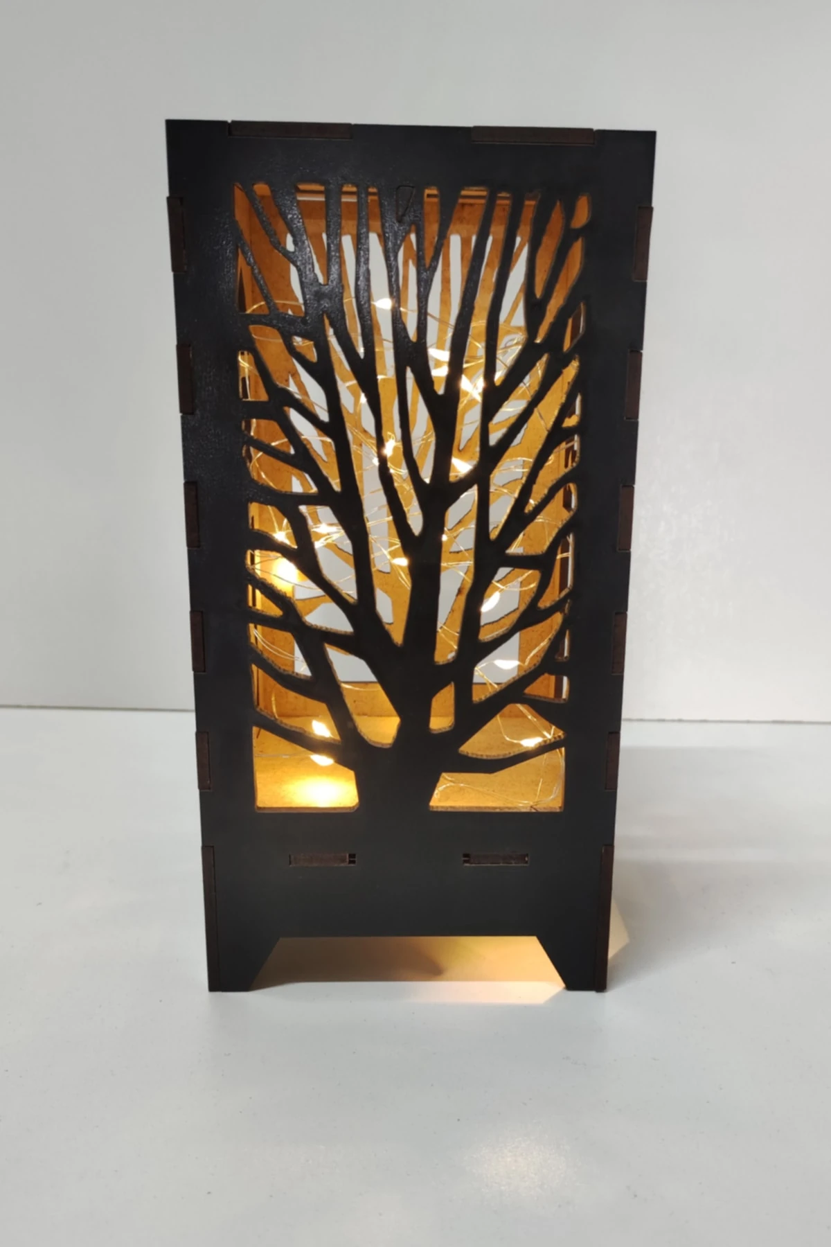 Lazer Kesim Siyah Masa Lambası Dekoratif Mini Ahşap Abajur Pilli Peri Led 20x10