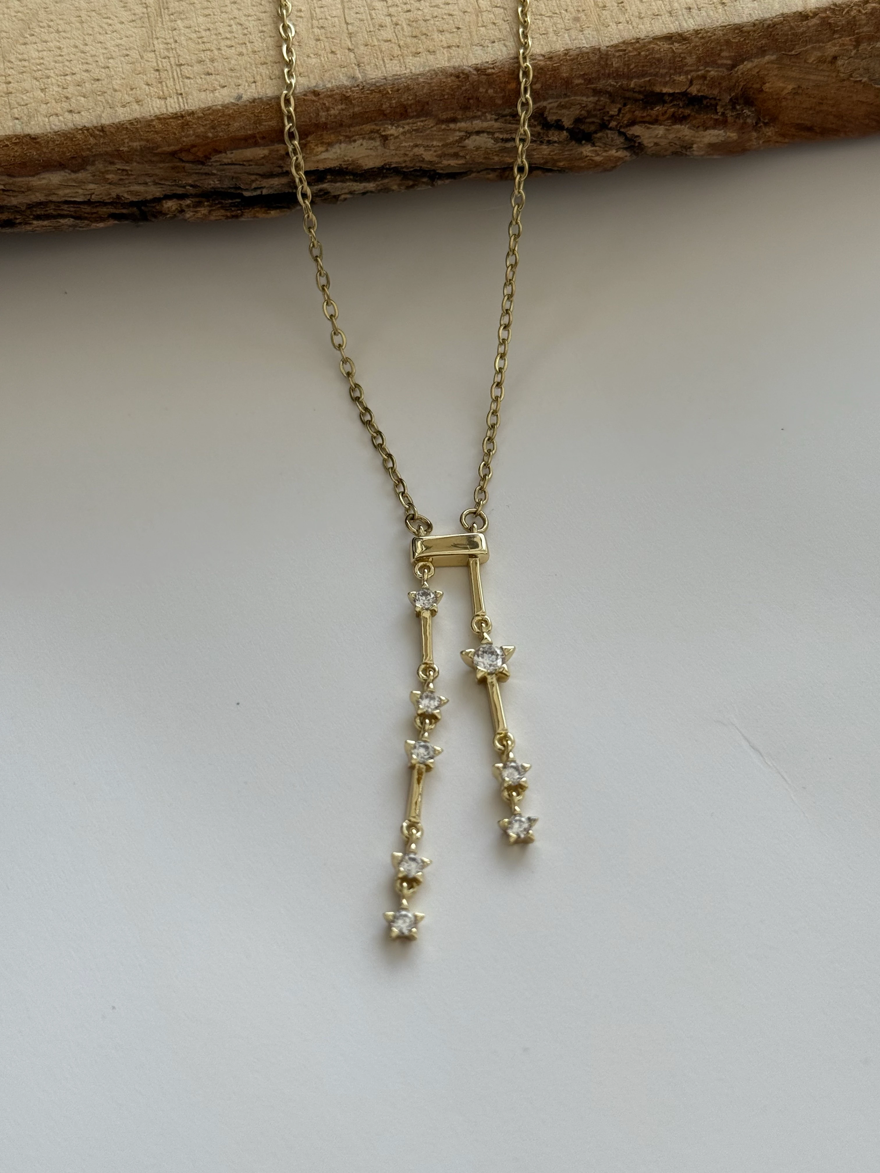 Düşen Yıldızlar Kolyesi