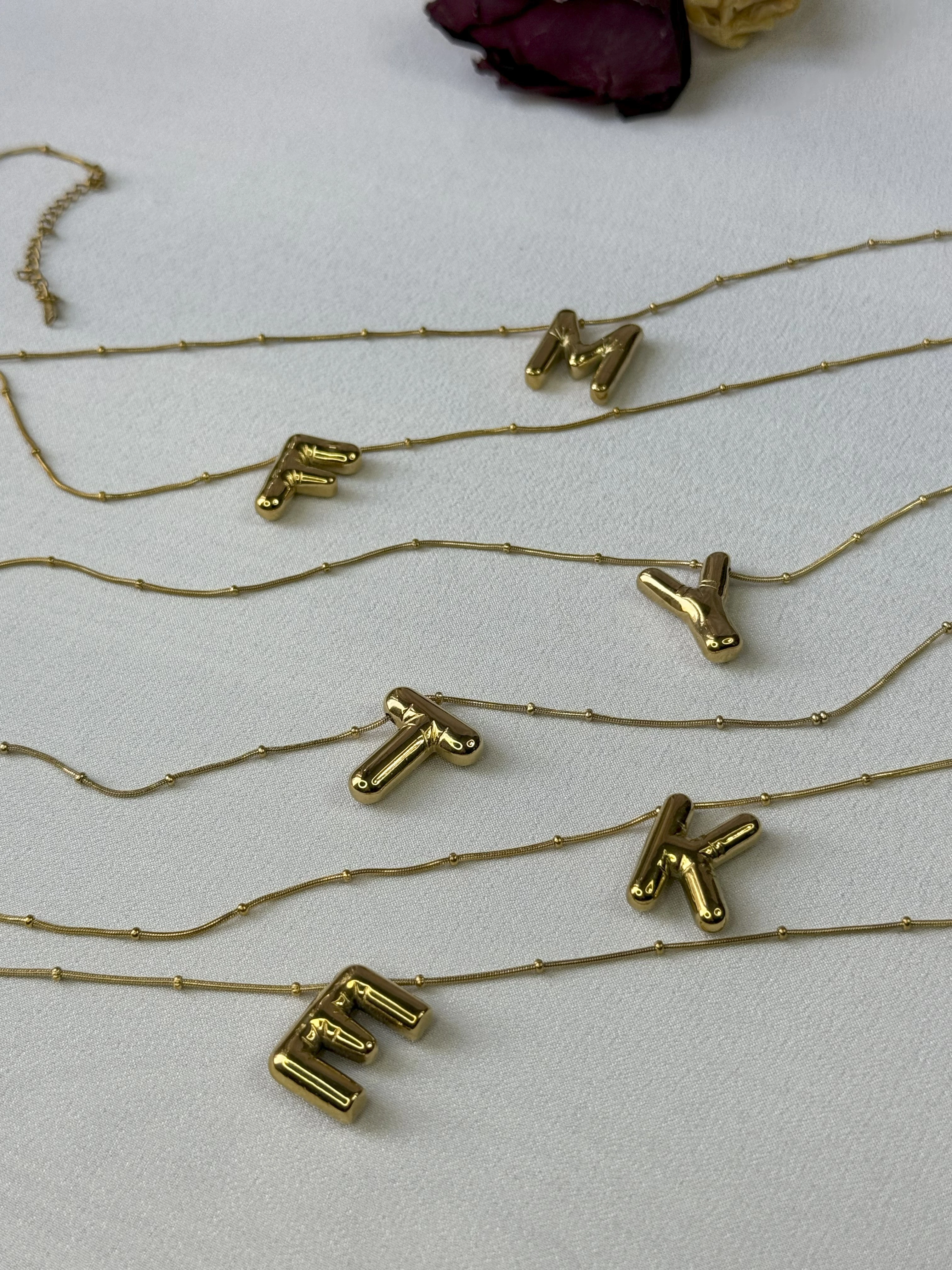 Topçuklu Bombe Harf Kolye