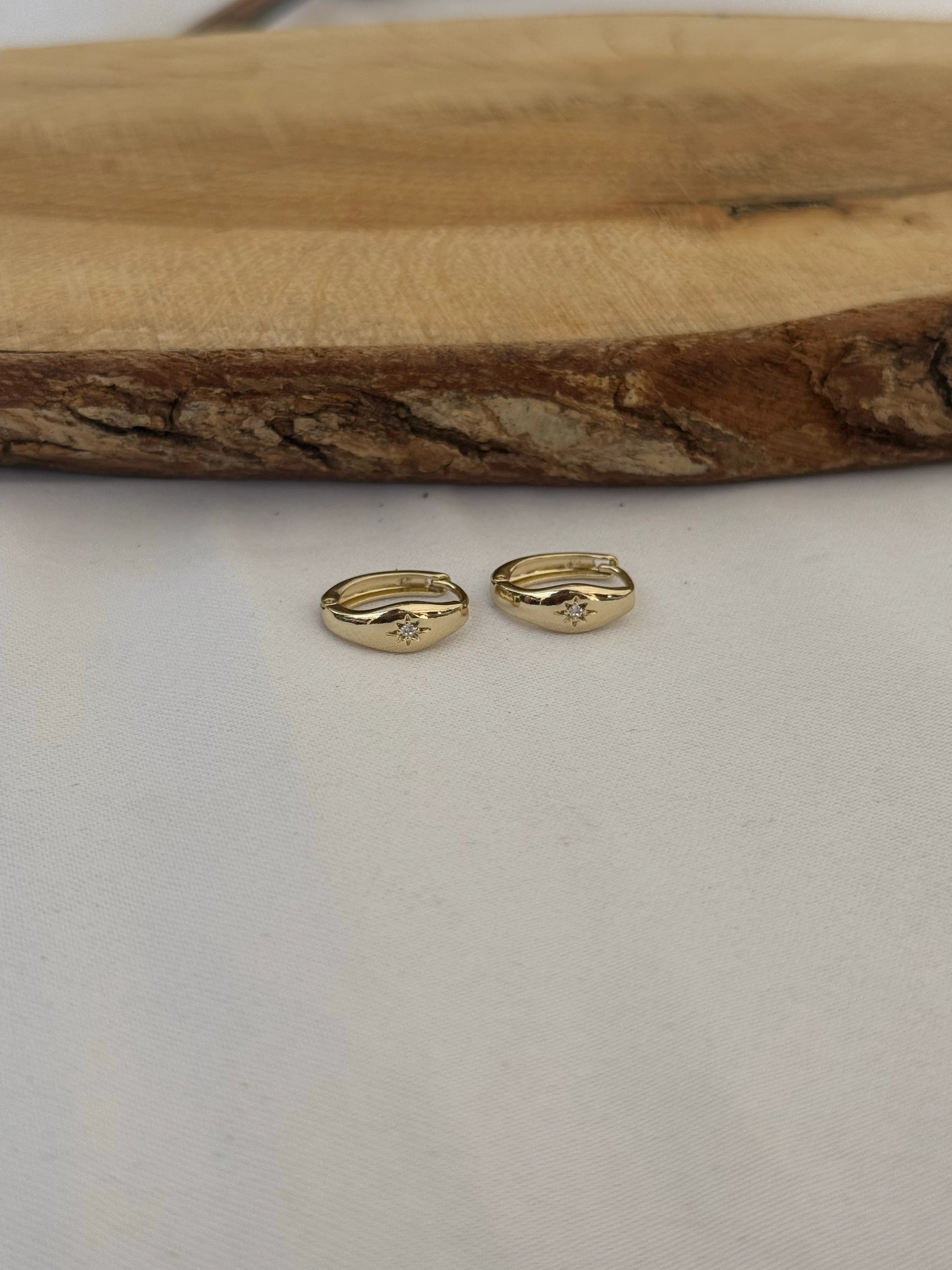 Minimal Kuzey Yıldızı Küpe