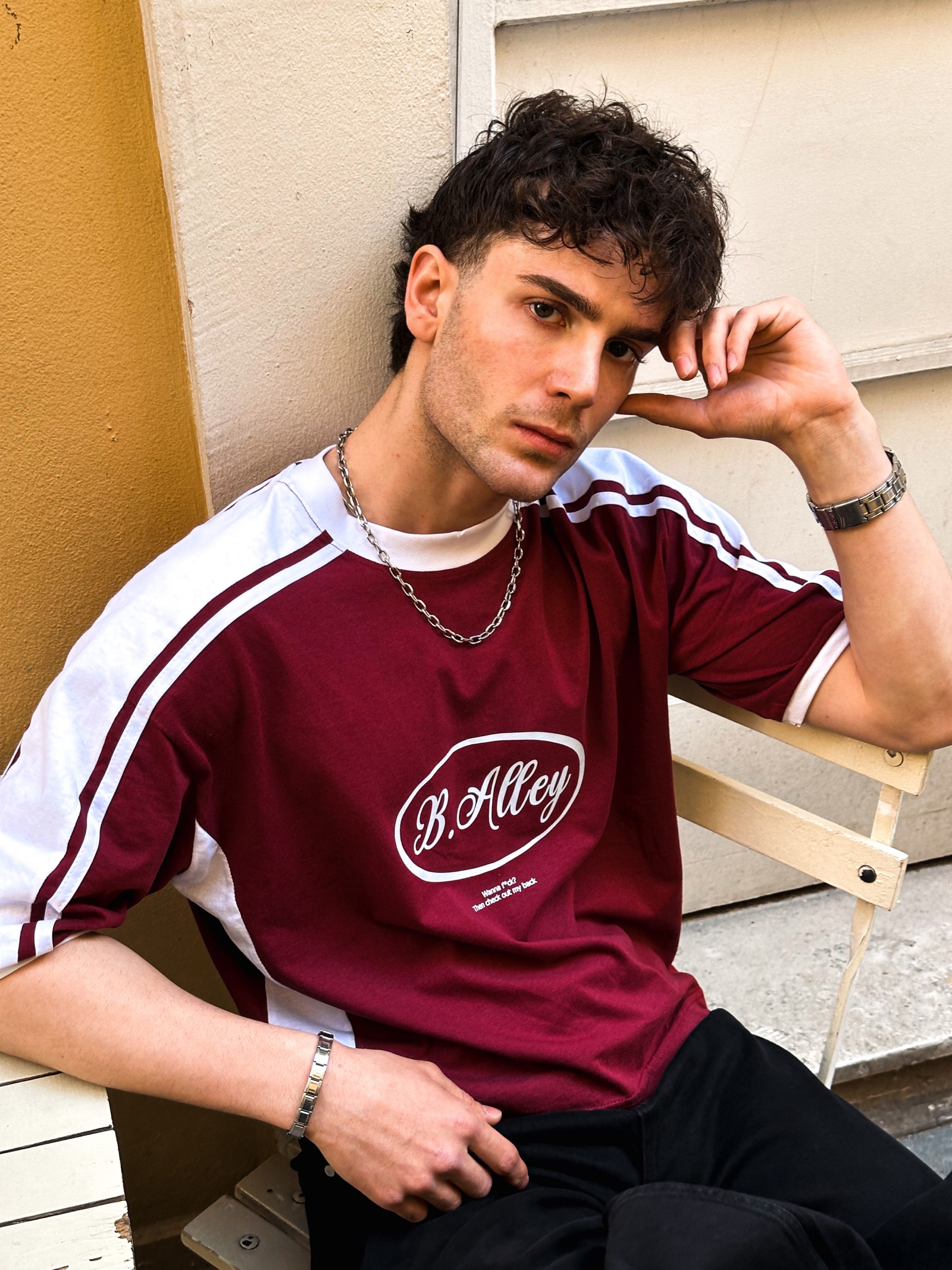 B.Alley Kırmızı tshirt
