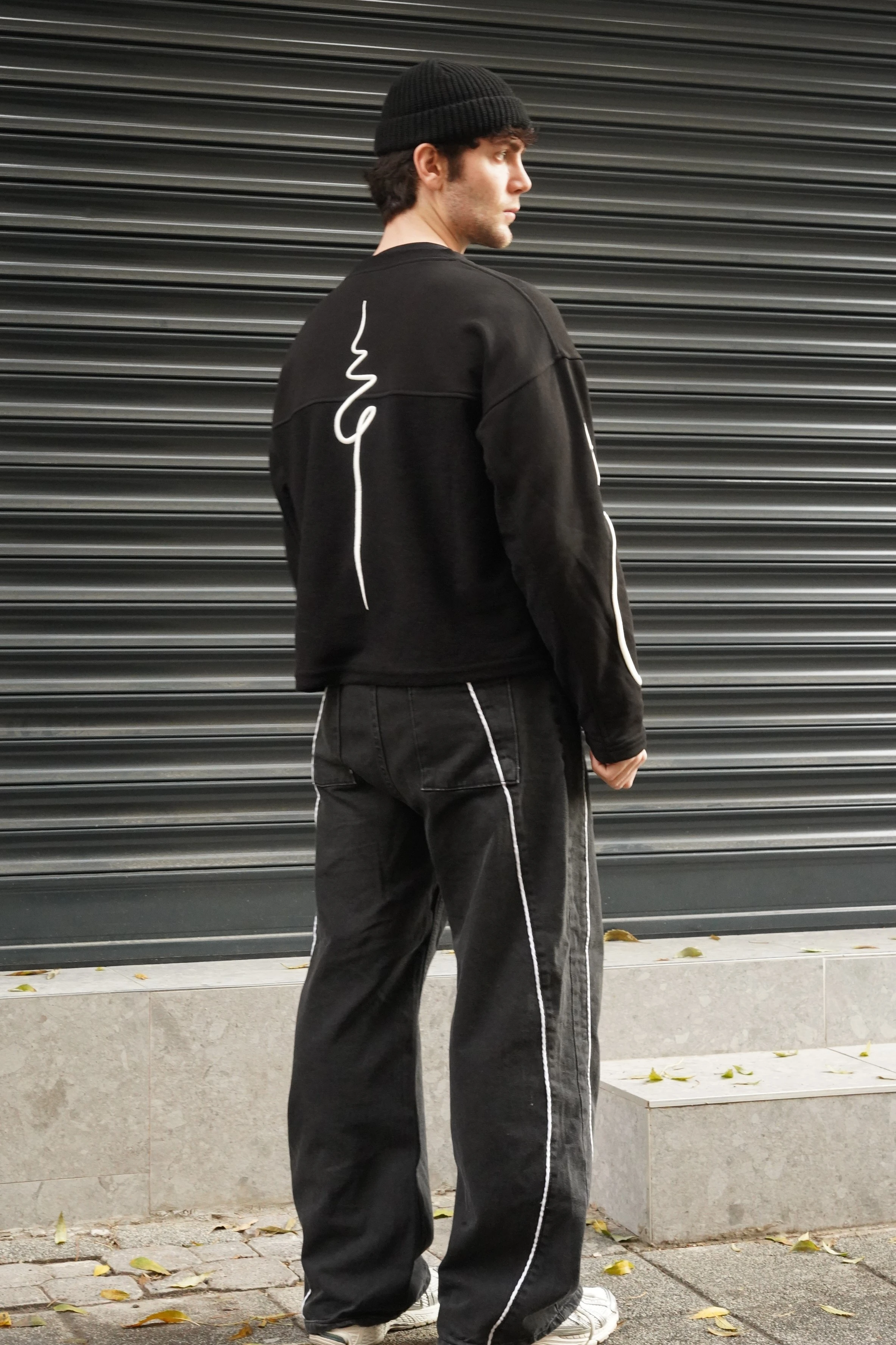 Nakış Detaylı Boxy Fit Uzun Kollu Tshirt