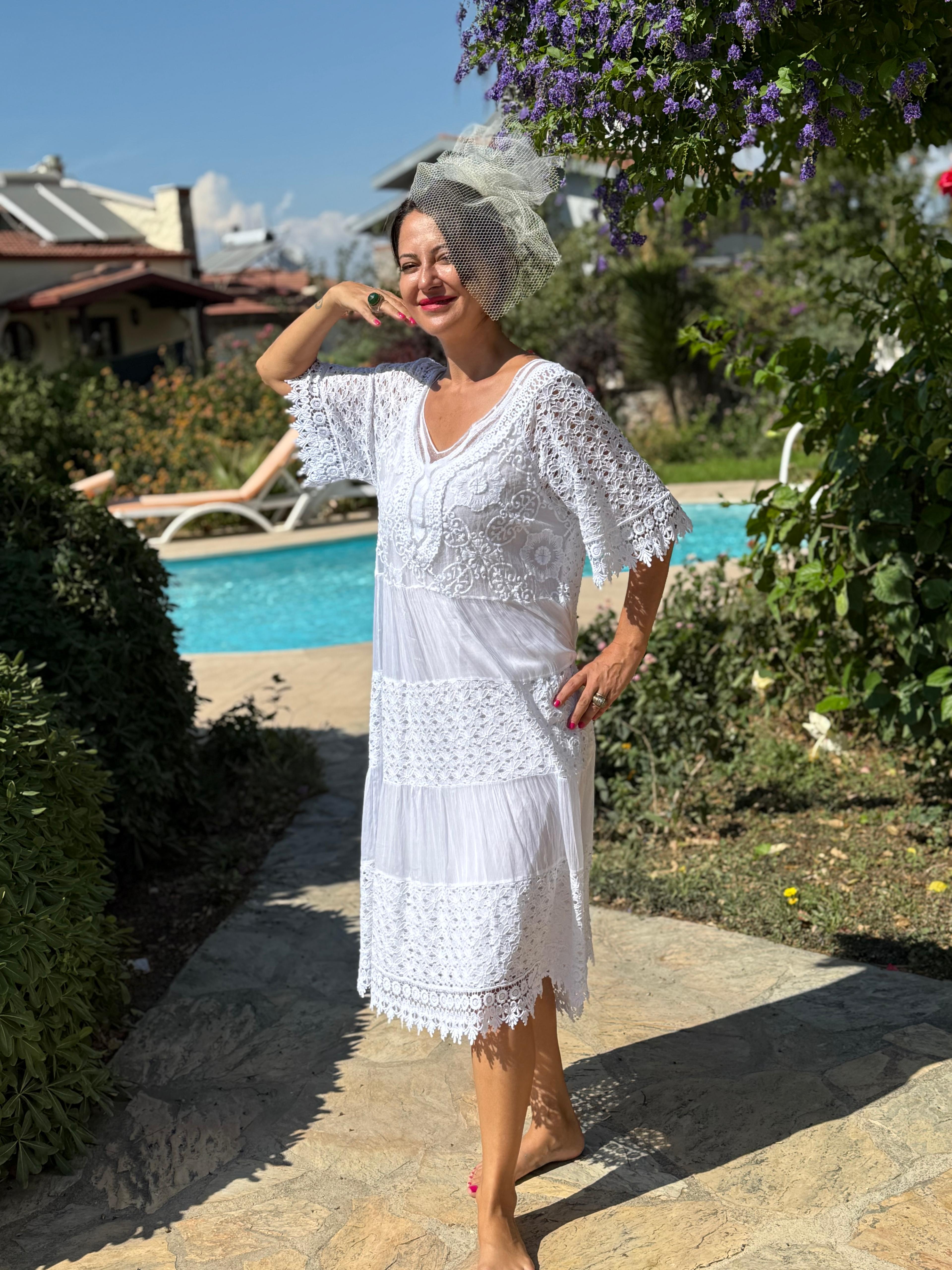 NC10938 İtalyan Pul Payetli Yarım Kol Midi İpek Elbise Beyaz