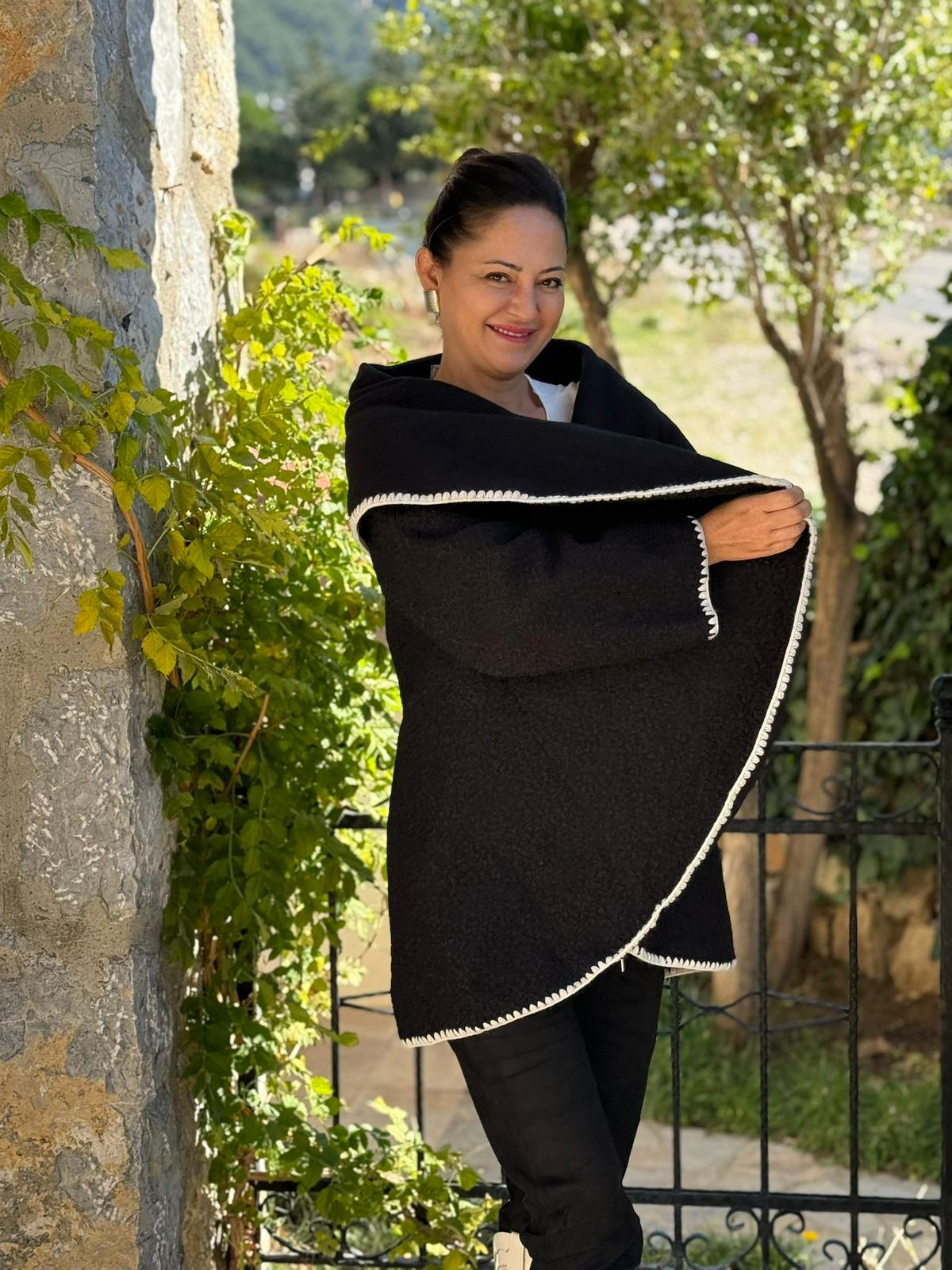 YG3695 Dökümlü İtalyan Buklet Kaban Siyah