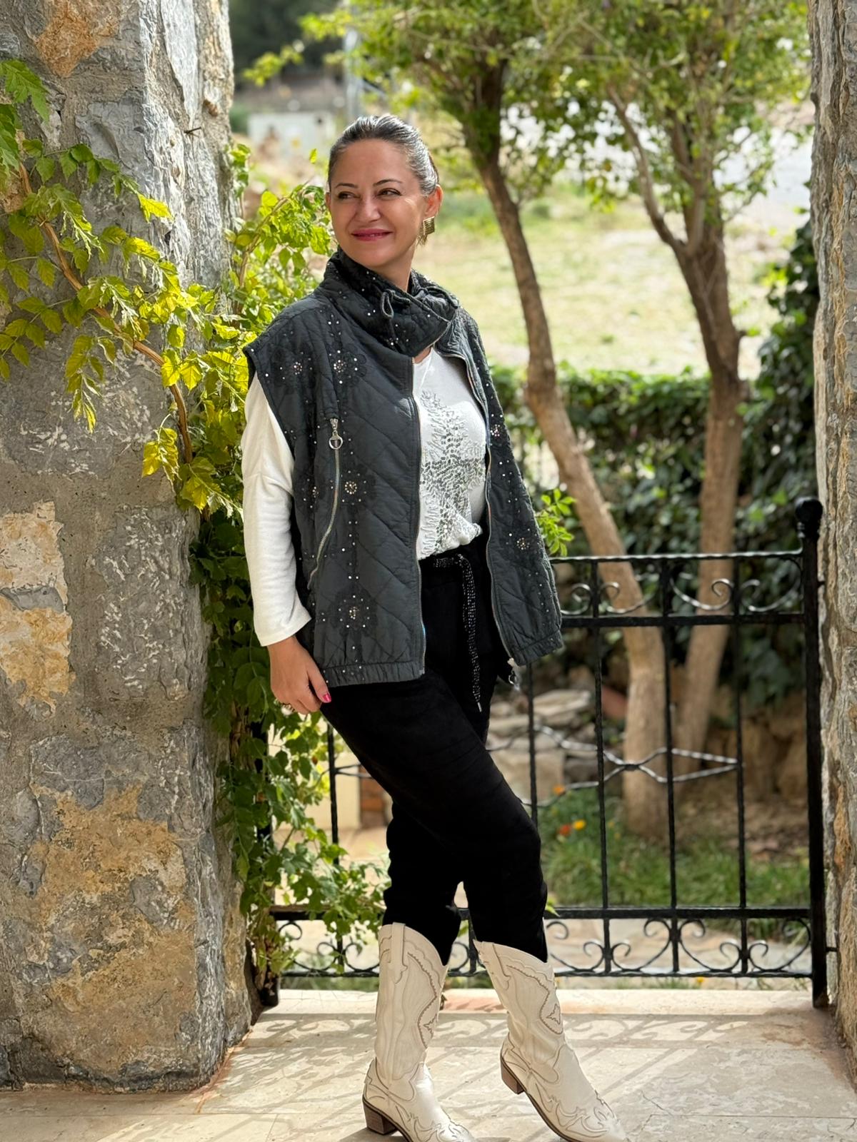 NC61582 Pul Payetli Balıkçı Yaka İtalyan Kapitone Yelek Füme