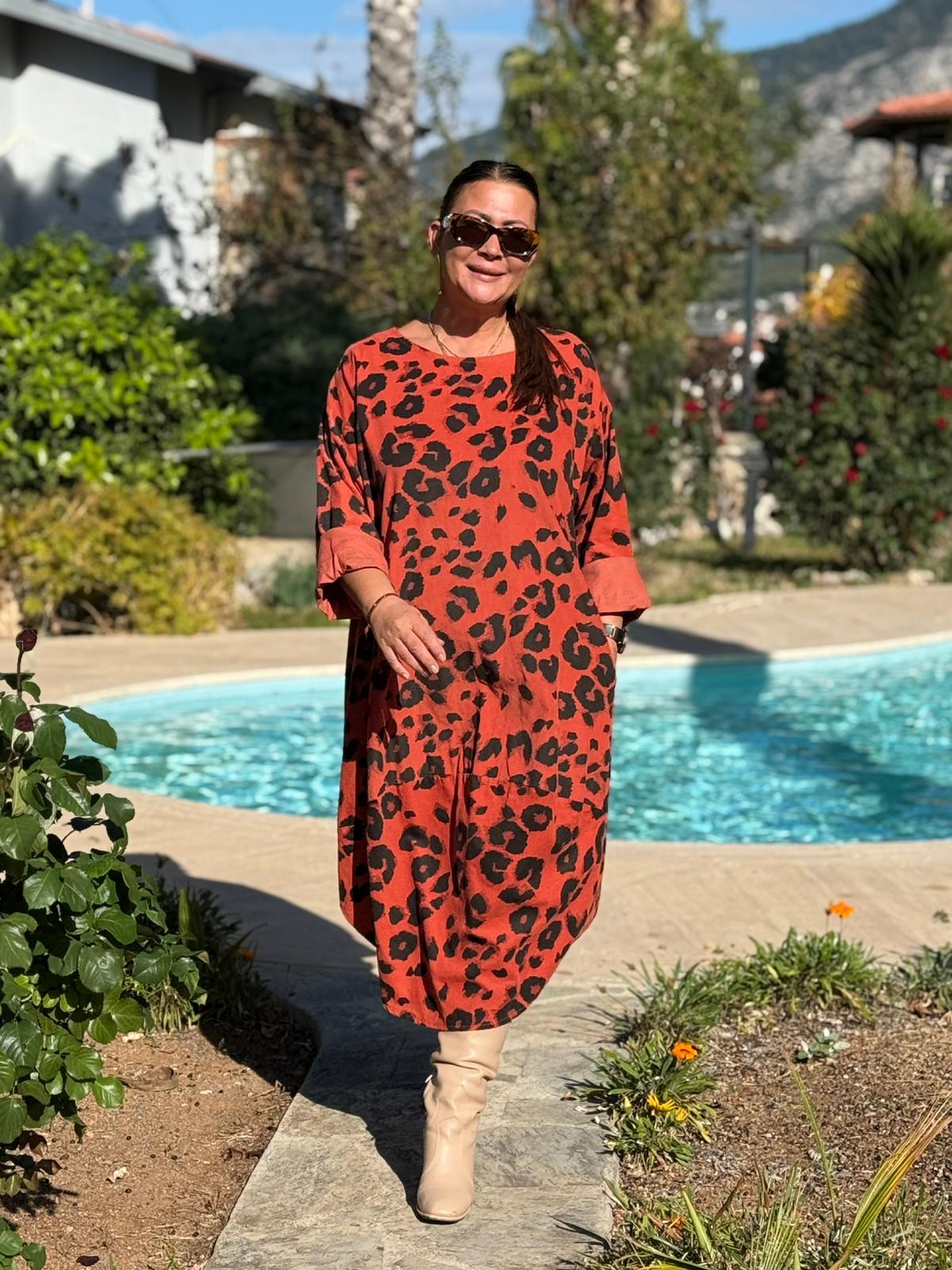 YG12231 Leopar Desenli İtalyan Kadife Elbise Kiremit