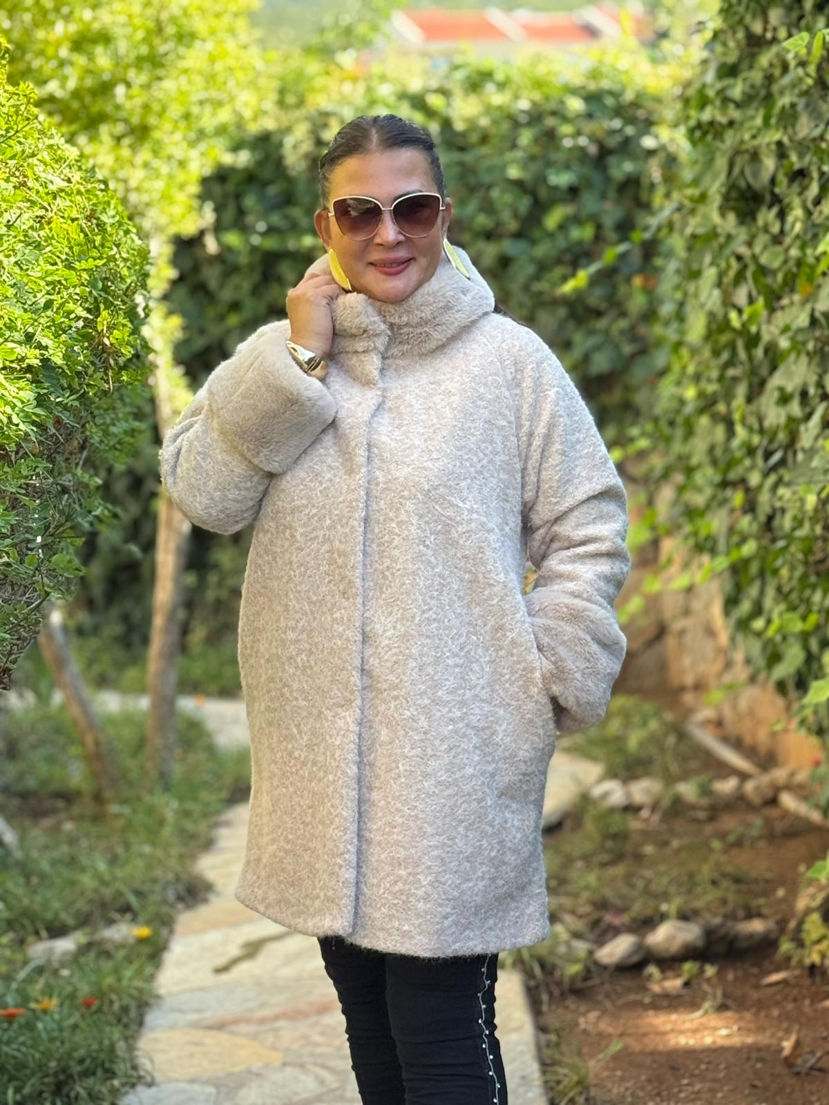 N2238 Abrigo Napa Leopardo Cremallera Negro