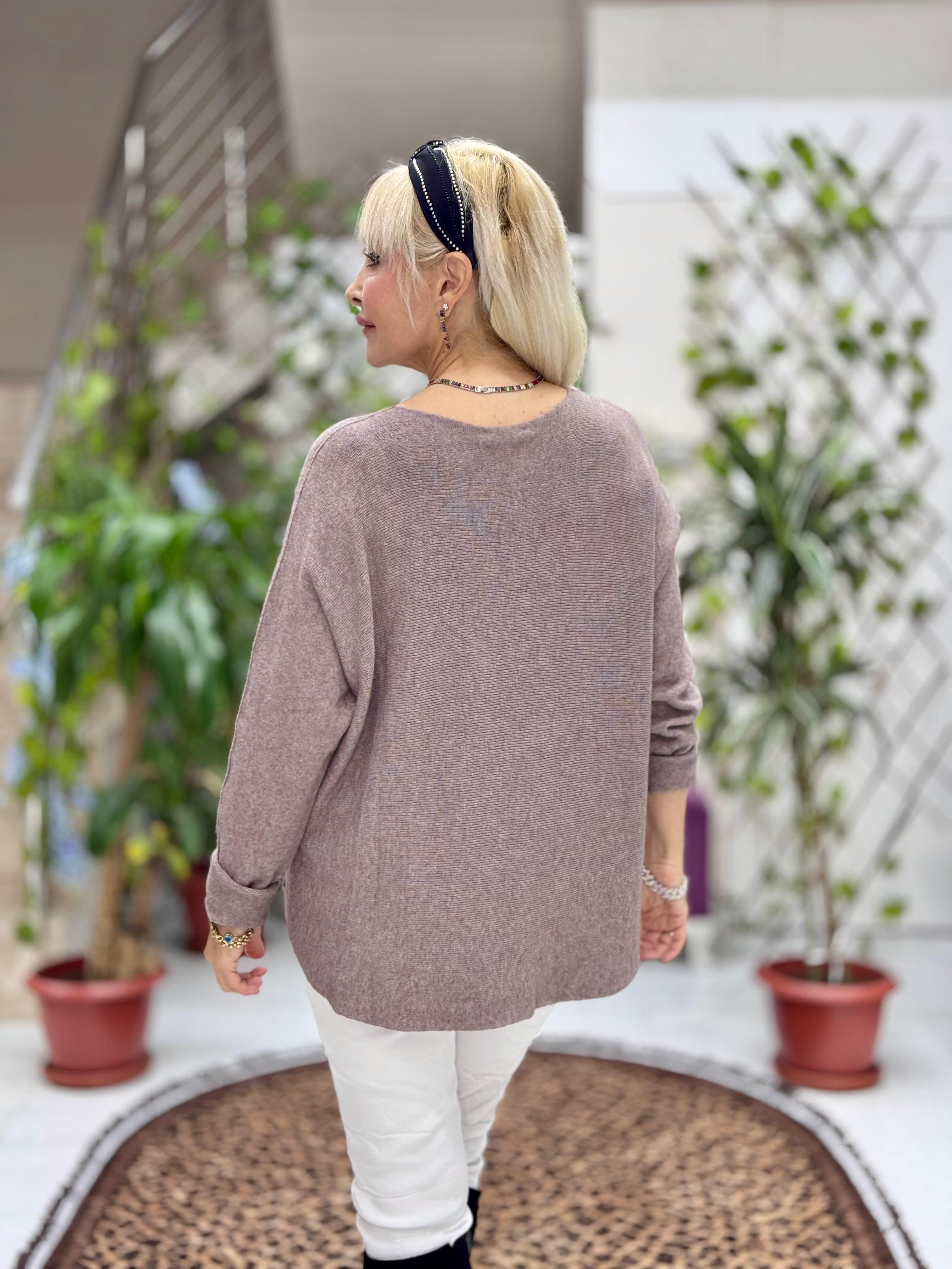 YG8022 Çiçek Desenli Taşlı İtalyan Triko Bluz Vizon