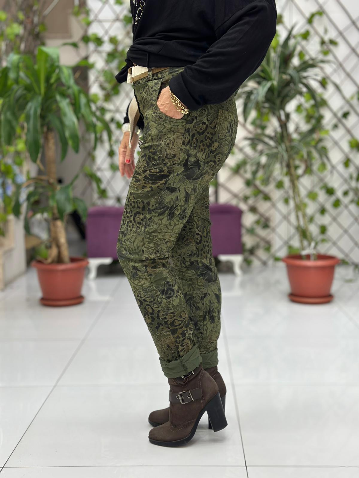 NC21980 italyan Likralı Çiçek ve Leopar desenli Pantolon Yeşil