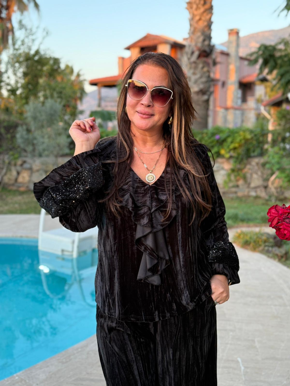 NC7930 İspanyol Model Kolları Pulpayetli İtalyan Kadife Takım Siyah