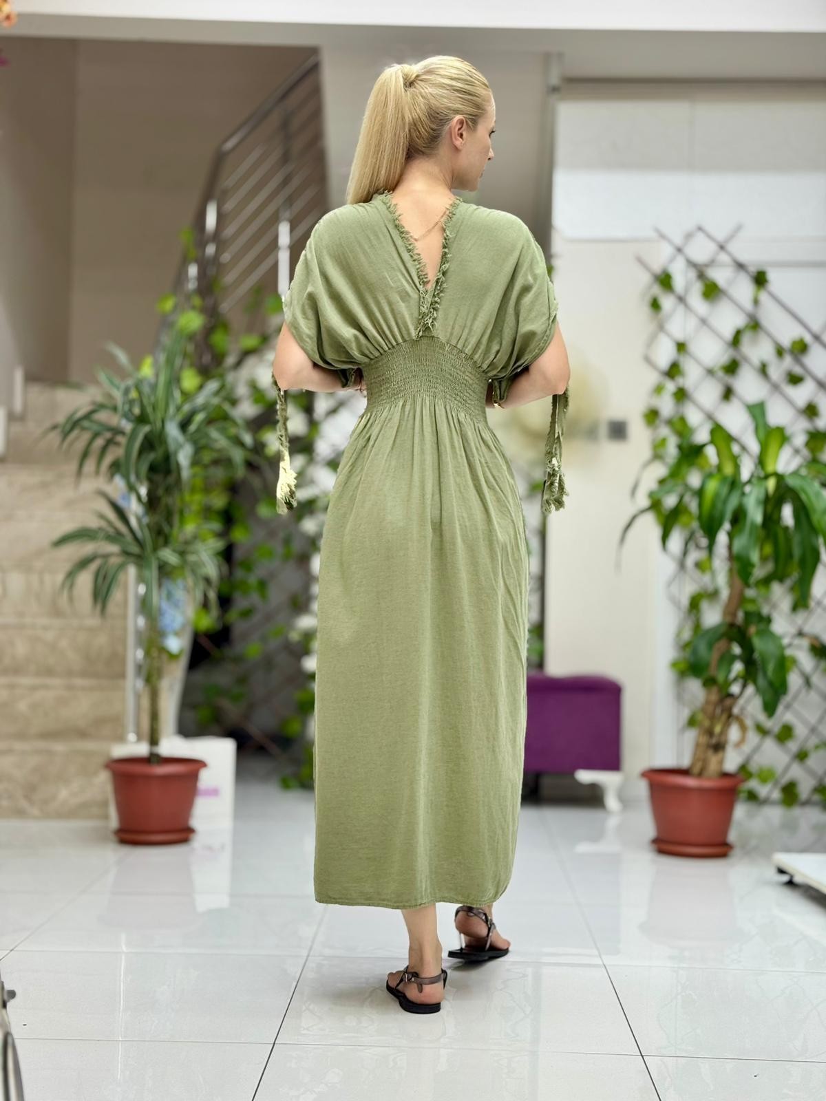 PT242500 Beli Lastikli Yaka Omuz Püsküllü Derin Yırtmaçlı Coton Elbise Haki