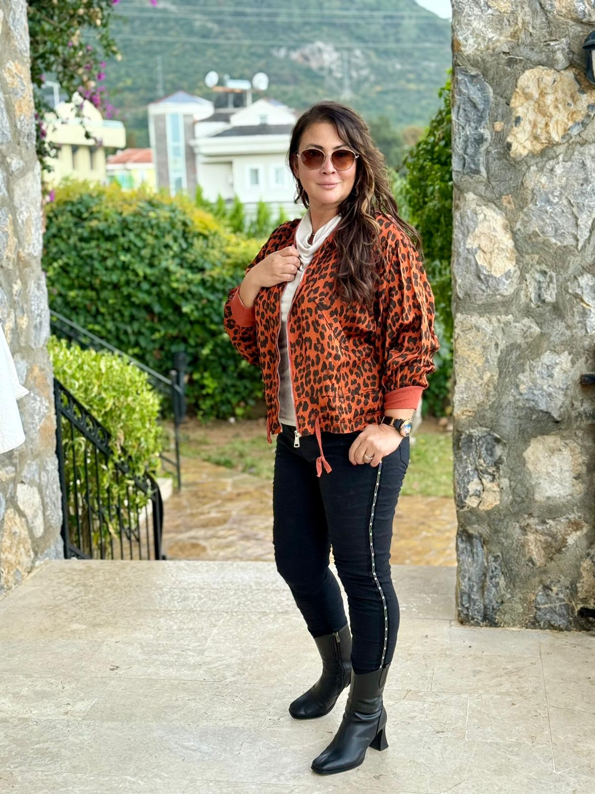 YG837903 İtalyan Leoparlı Saten İpek Ceket Oranj