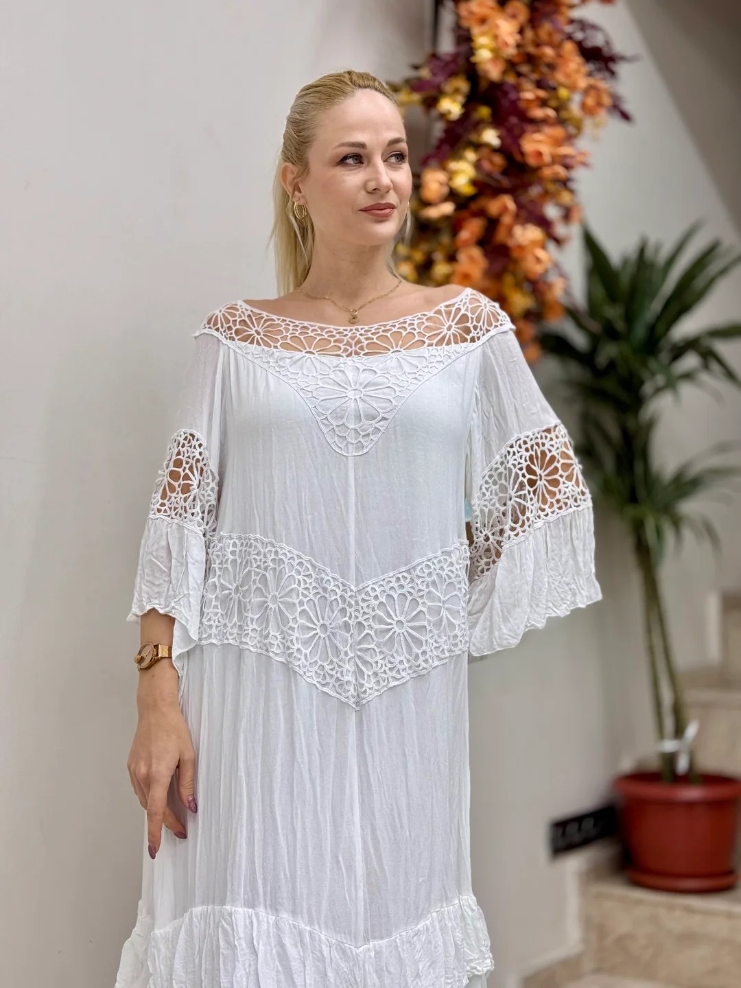 VL12008 Yaka Detay Vual Elbise Beyaz