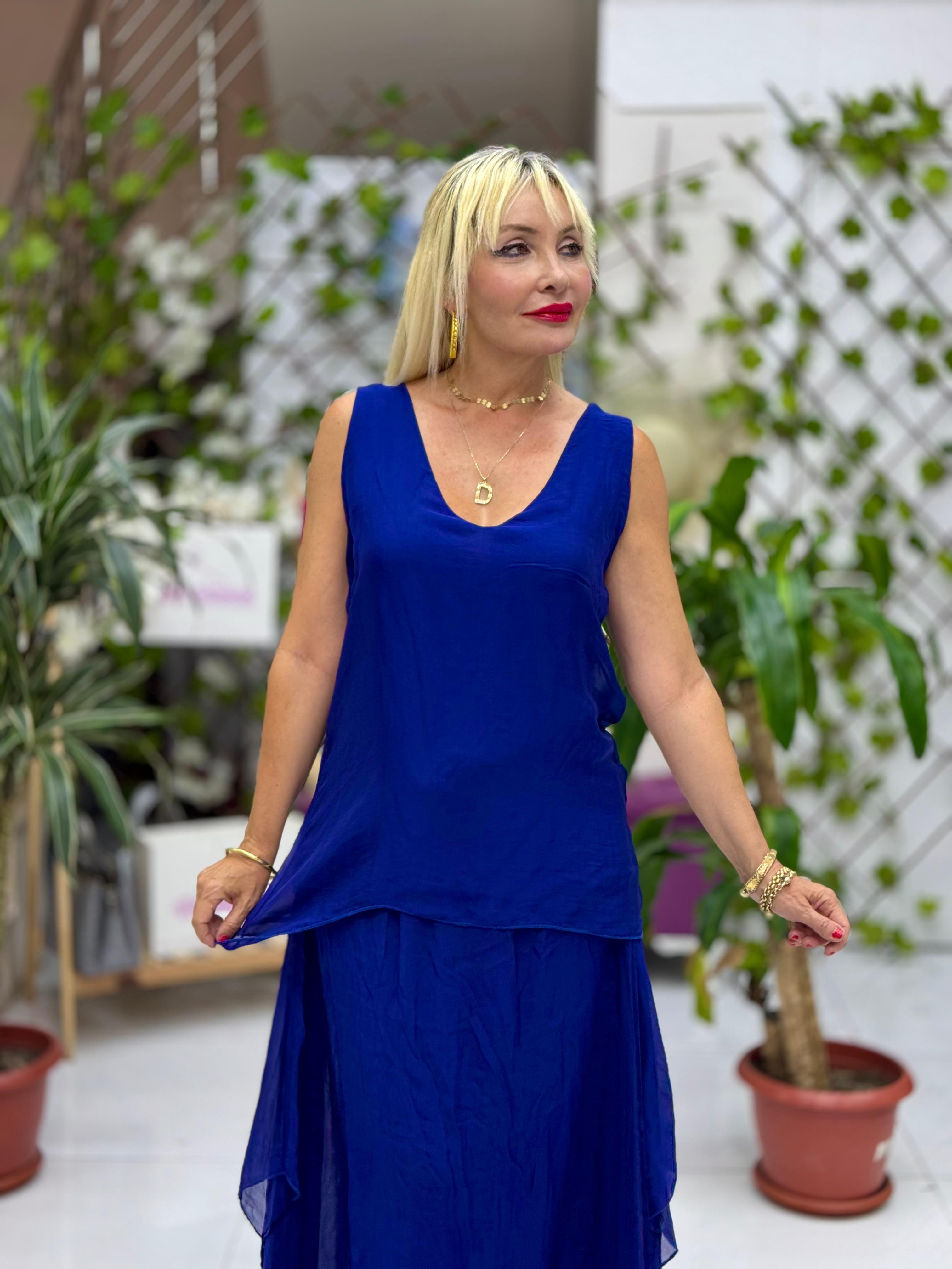 LS79772 İtalyan Kolsuz Sırt Bağlamalı İpek Bluz Lacivert