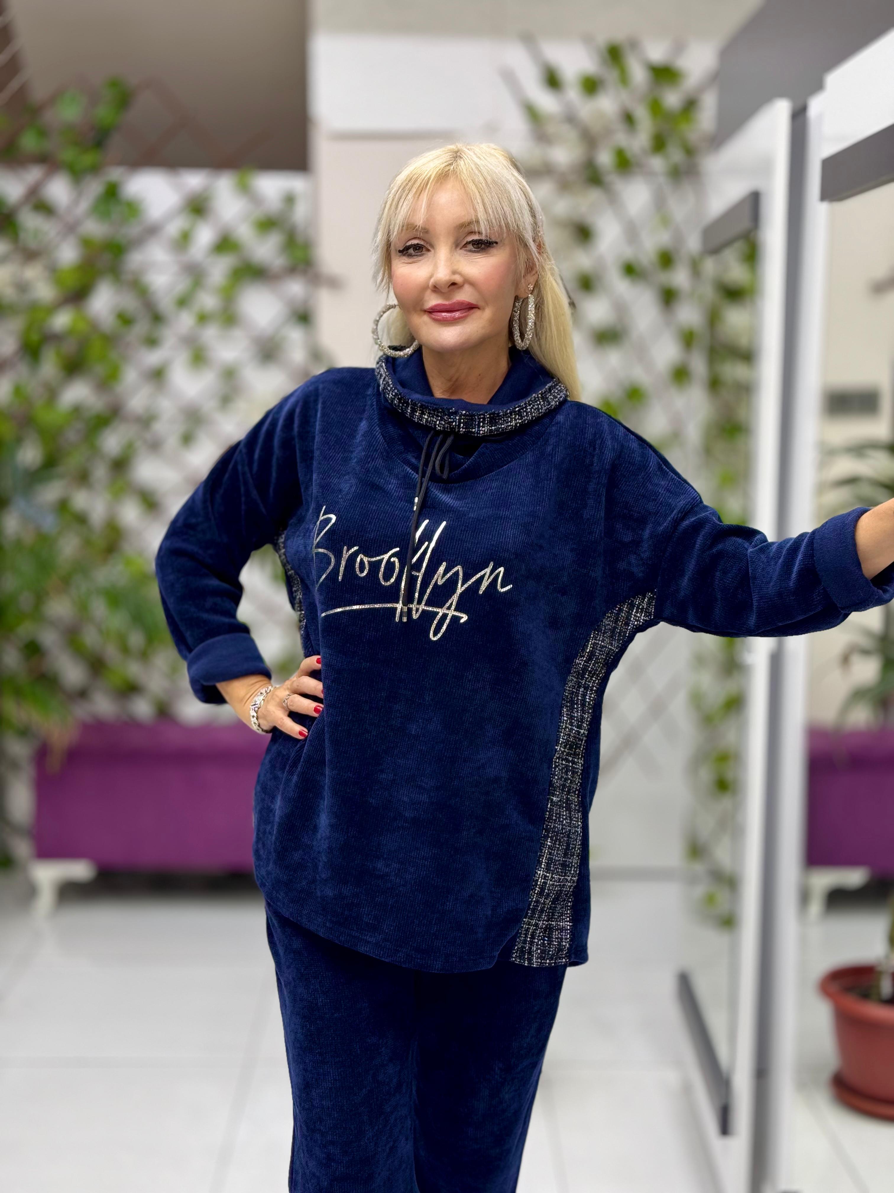 NC15495 Brooklyn Yazılı Degaje Yaka İtalyan Kadife Takım Lacivert