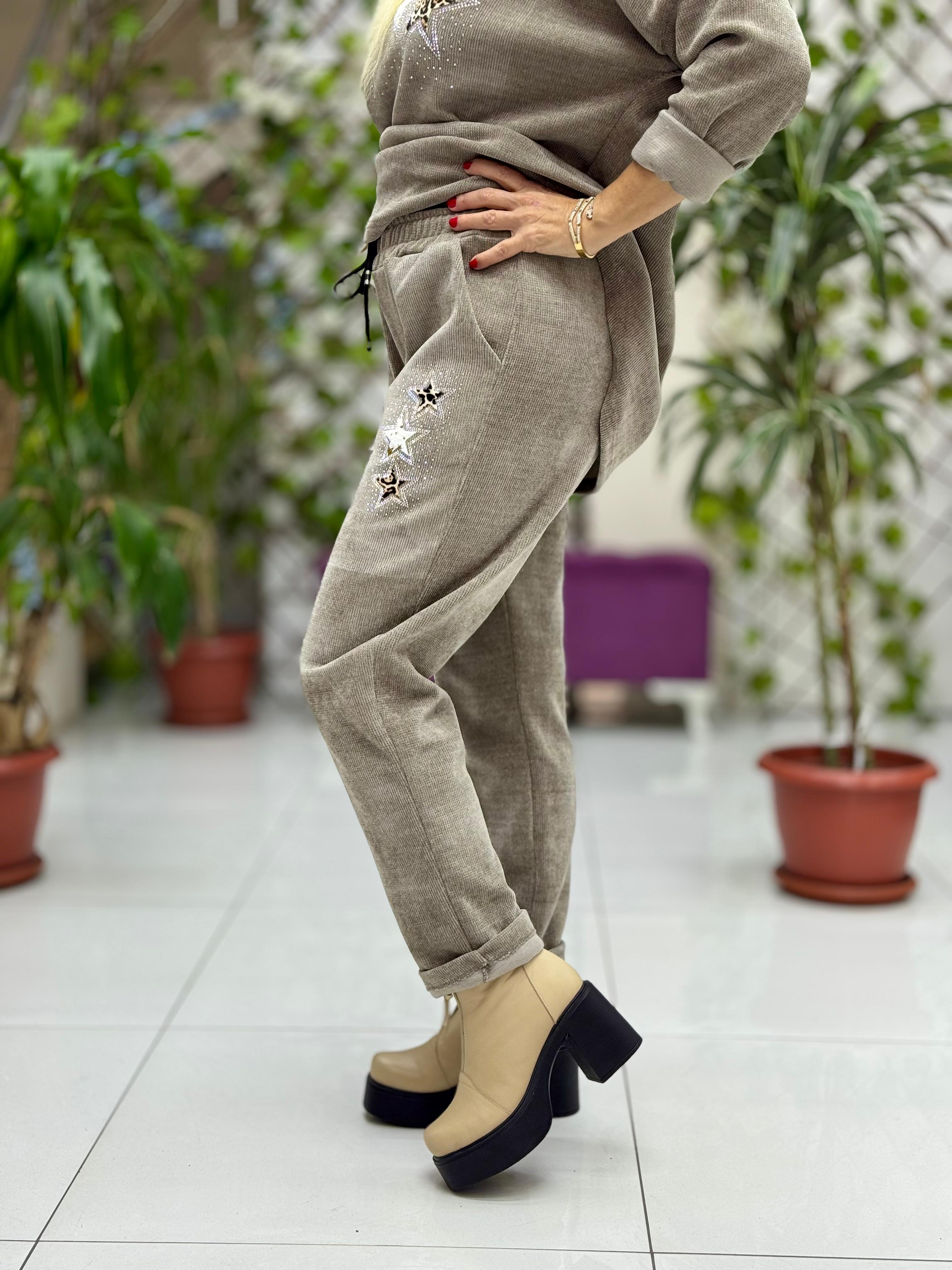 NC23081 Yıldız Desenli Taşlı İtalyan Kadife Takım Vizon