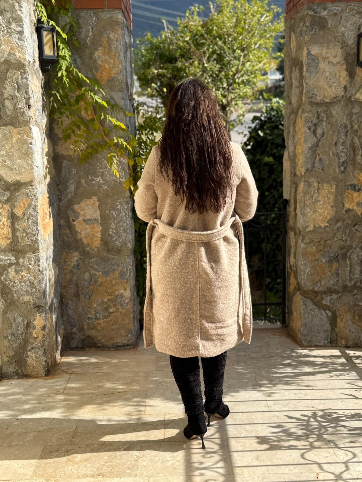 YG9220 Kürklü Bağlamalı İtalyan Keçe Kaban Bej