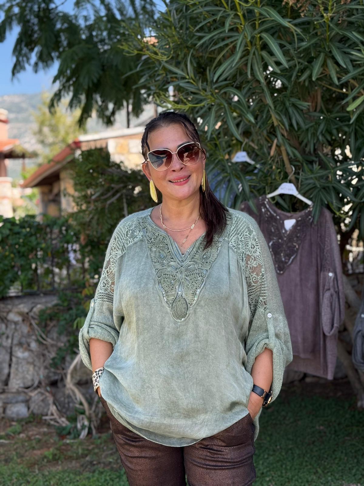 NC1868 Pul Payetli Omuz Dantelli İpek Triko İtalyan Bluz Yeşil