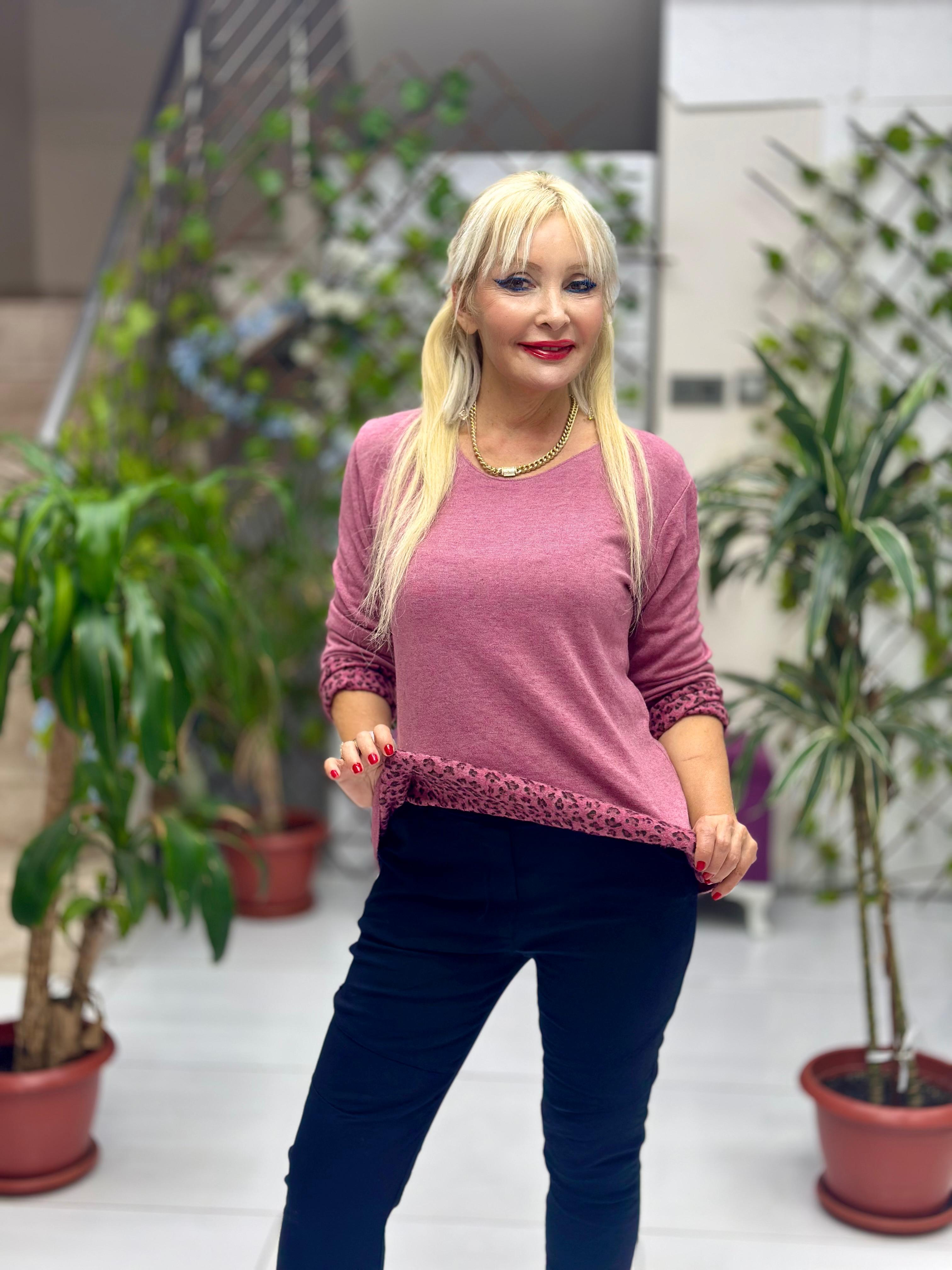 NC218181 İçi Leoparlı Yuvarlak Yaka Triko Büyük Kalıp Bluz Gül Kurusu