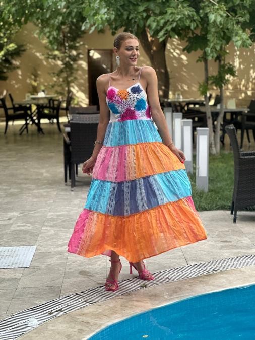 P22647 VESTIDO DE ALGODÓN ITALIANO CON TIRANTES DE CUERDA