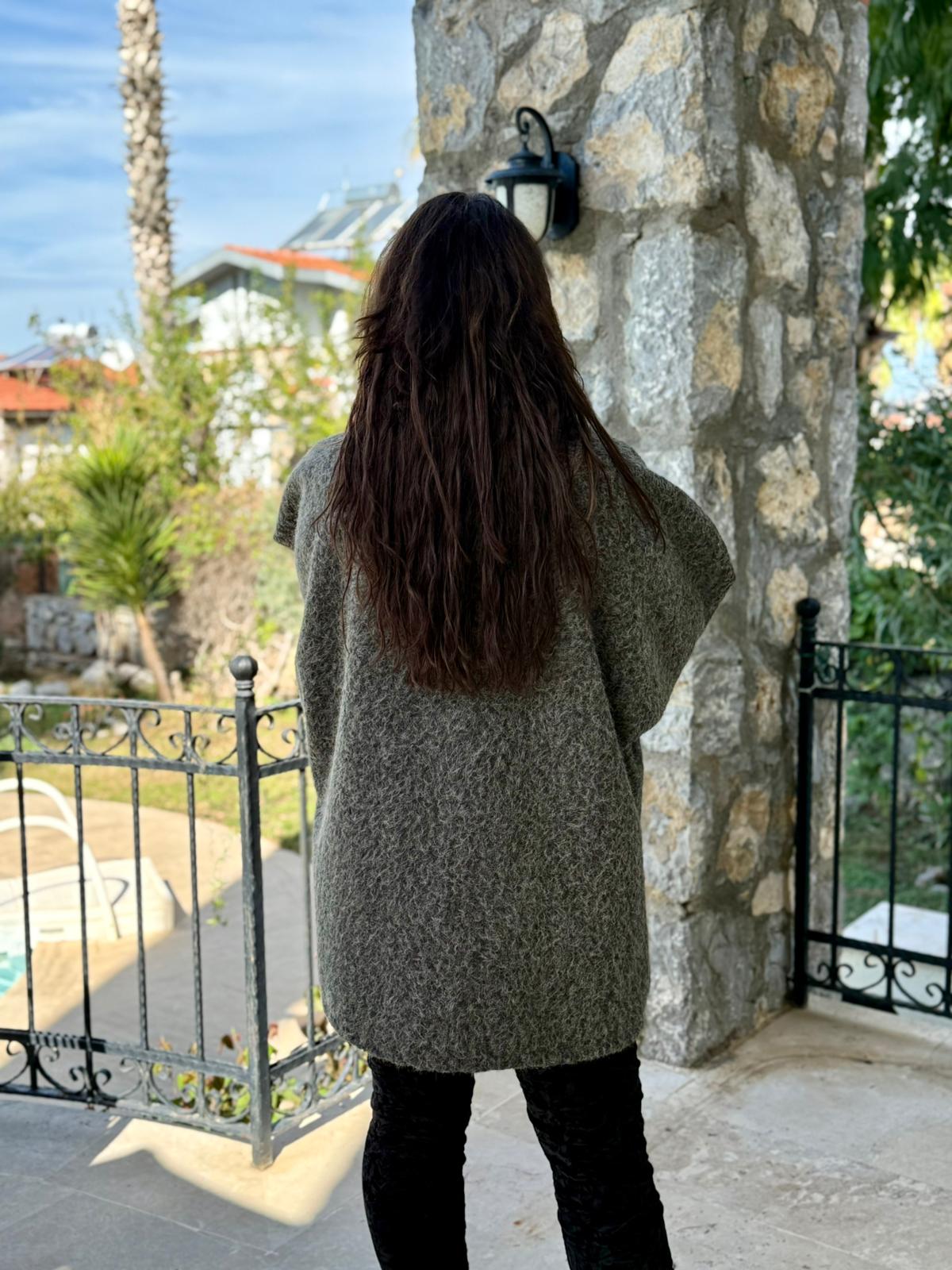 YG89052 Degaje Yaka Üstten Kapamalı Cepli İtalyan Keçe Kaban Yeşil