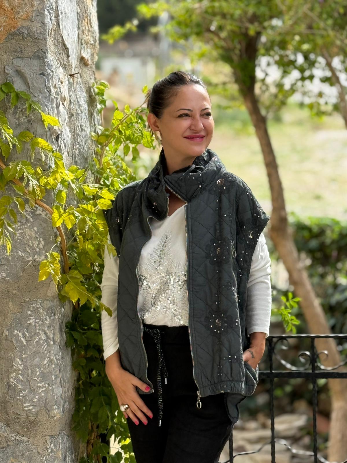 NC65588-1 Şal Desen Pullu Kapitone İtalyan Yelek Gri