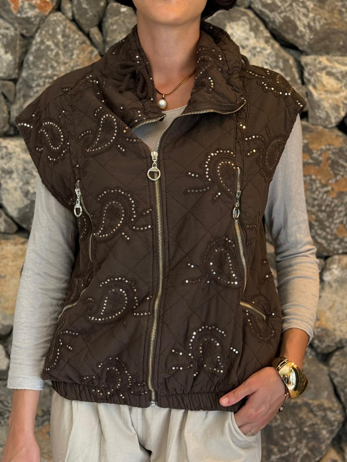 NC61582 Pul Payetli Balıkçı Yaka İtalyan Kapitone Yelek Kahverengi