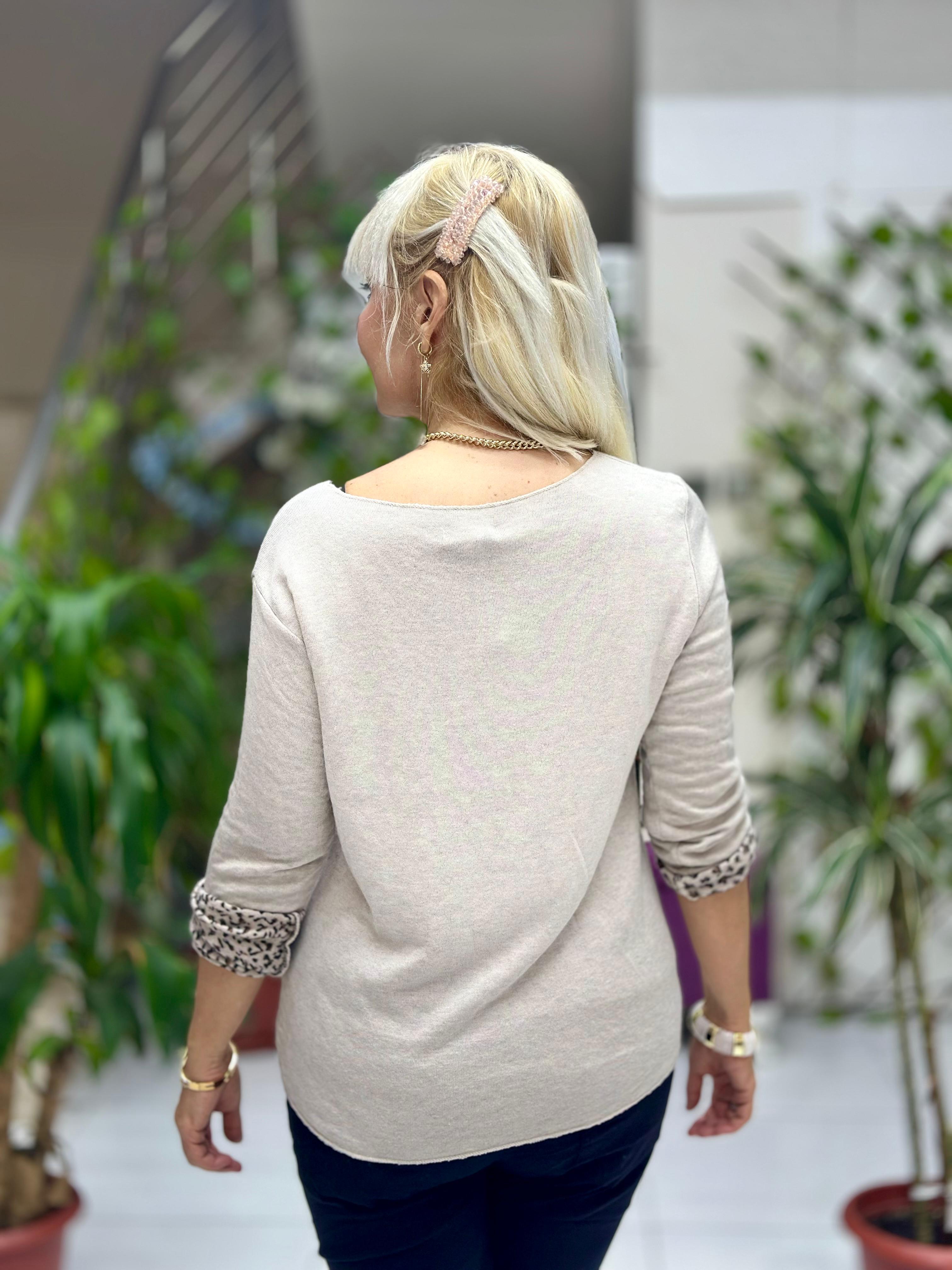 NC1202 İçi Leoparlı Yuvarlak Yaka Triko Küçük Kalıp Bluz Bej