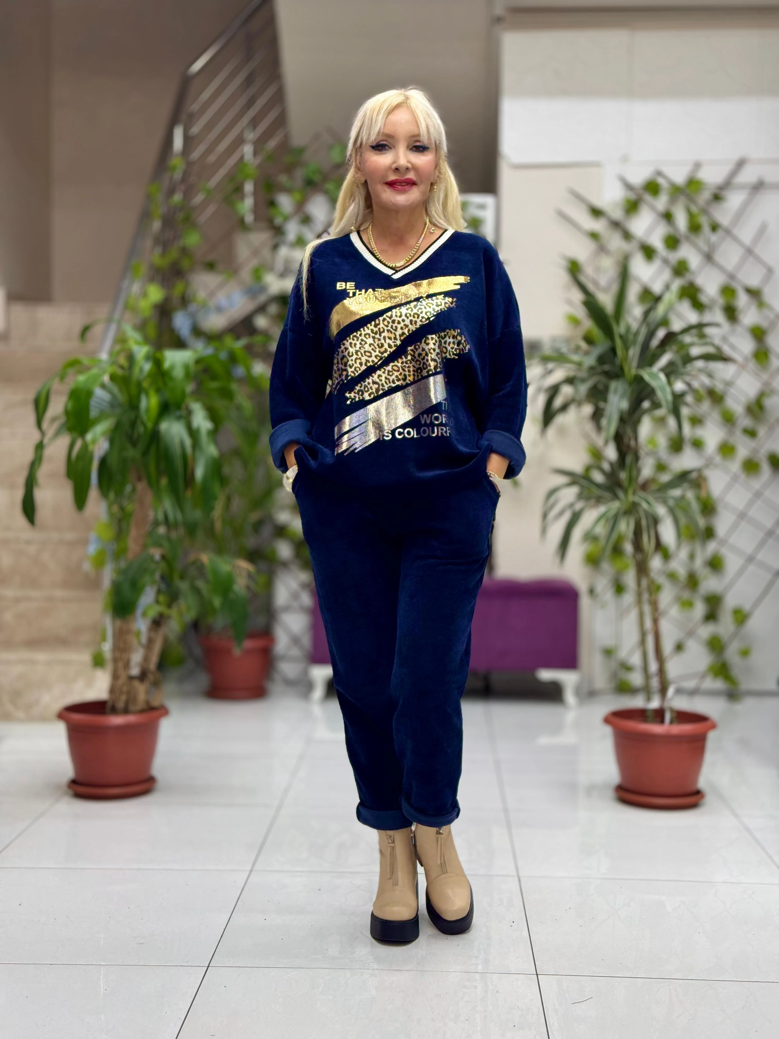 NC24155 Leopar Baskılı İtalyan Kadife Takım Lacivert