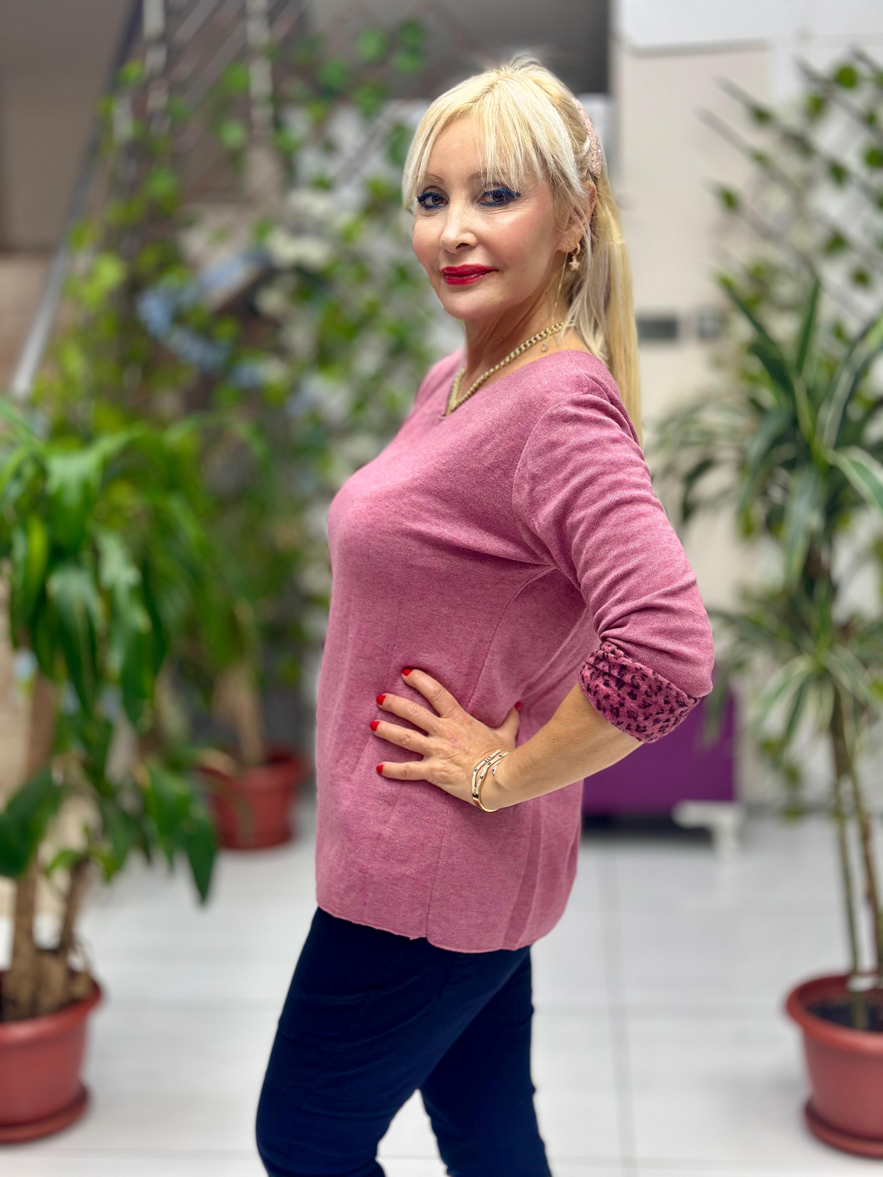 NC1202 İçi Leoparlı Yuvarlak Yaka Triko Küçük Kalıp Bluz Gül Kurusu