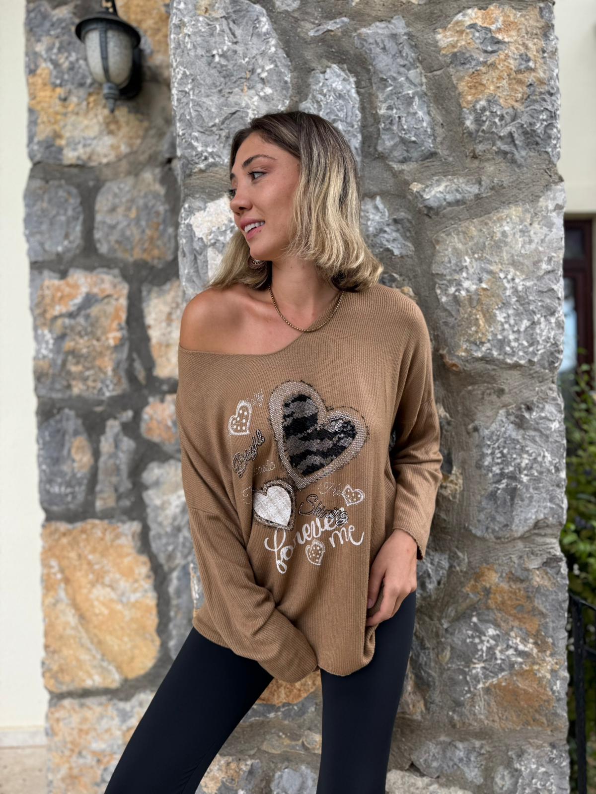 LS6211 İtalyan Kalp Desenli Triko Bluz Camel