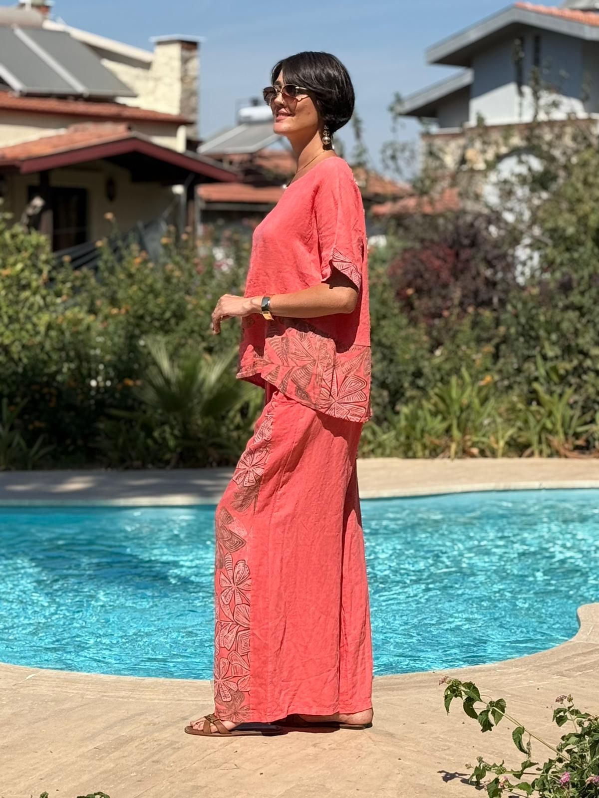 NC61253 İtalyan Çiçek Baskılı Keten Takım Mercan