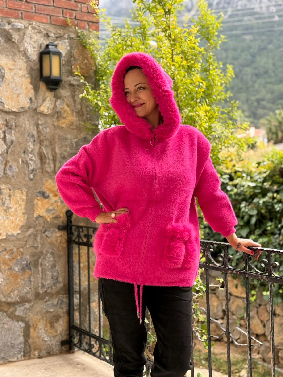 N33035 Abrigo Angora Con Capucha Y Bolsillos Crema