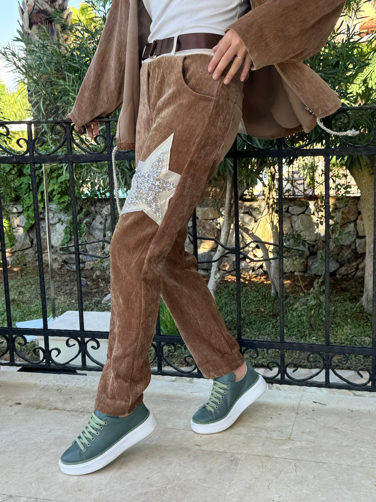 LS12520 İtalyan Yıldız Taşlı Kadife Pantolon Camel