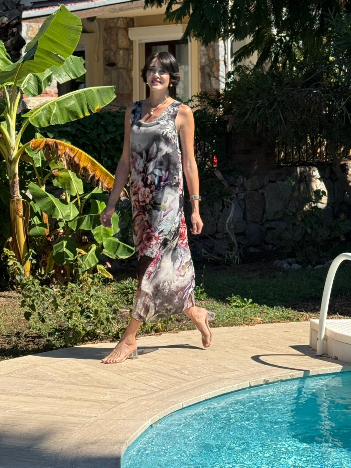 YG20641 İtalyan Çiçekli Askılı İpek Elbise Siyah