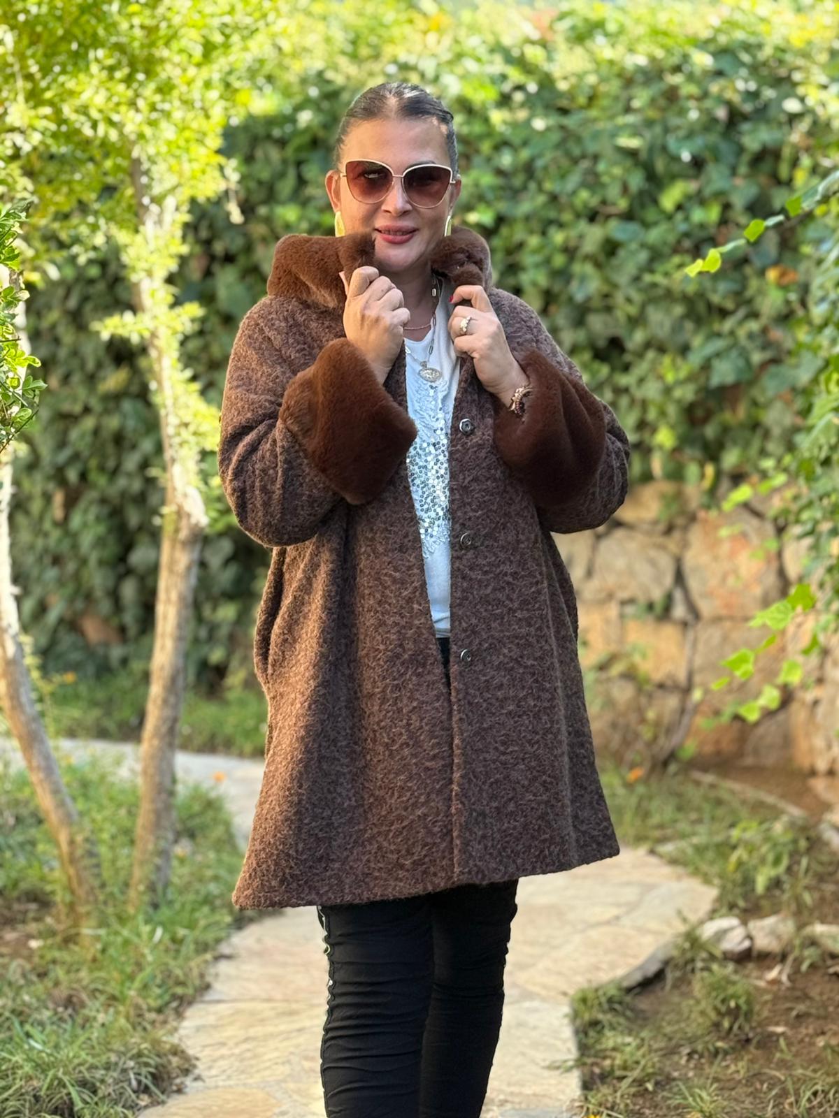 N2238 Abrigo Napa Leopardo Cremallera Negro