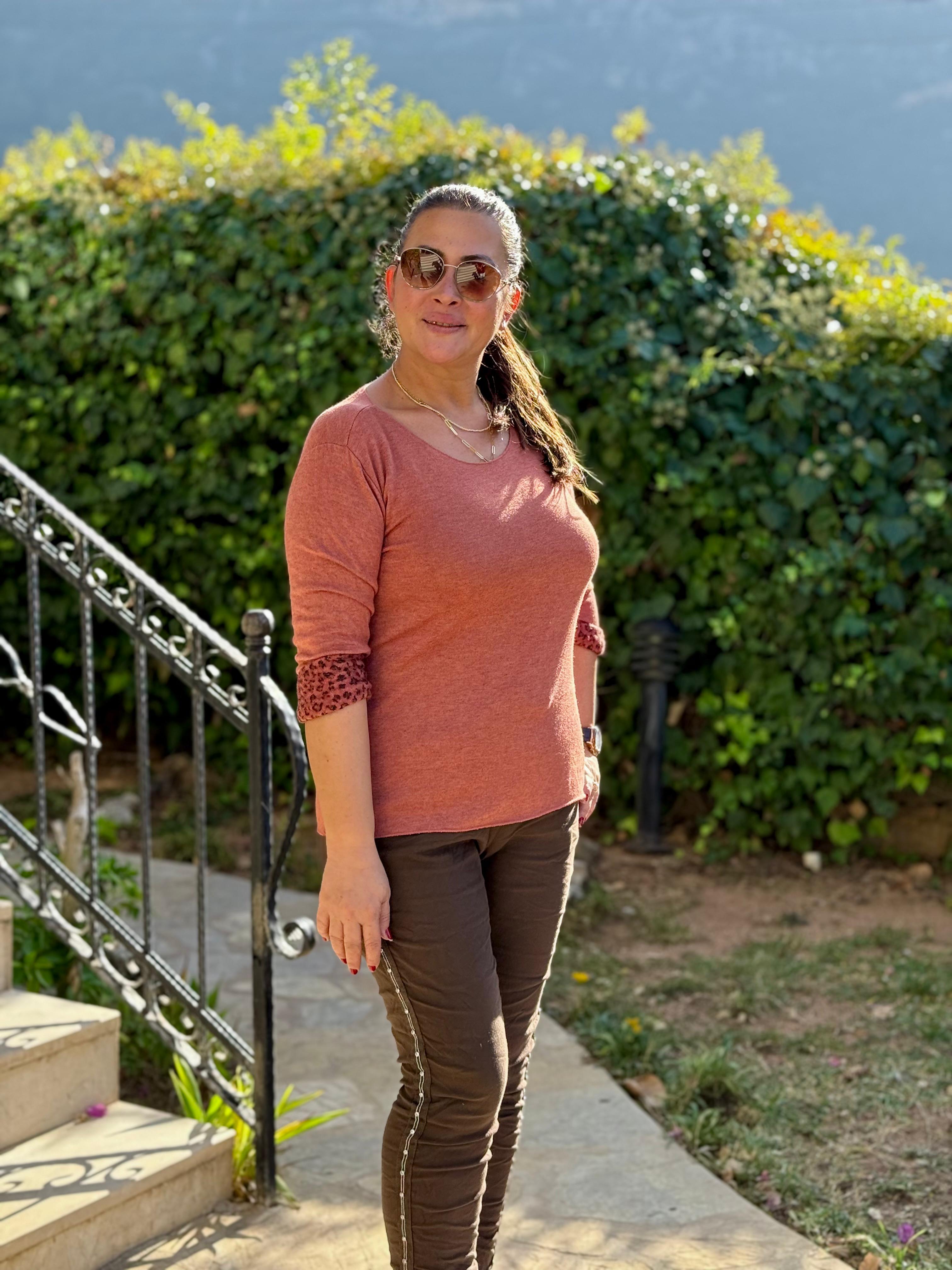 NC218181 İçi Leoparlı Yuvarlak Yaka Triko Büyük Kalıp Bluz Kiremit