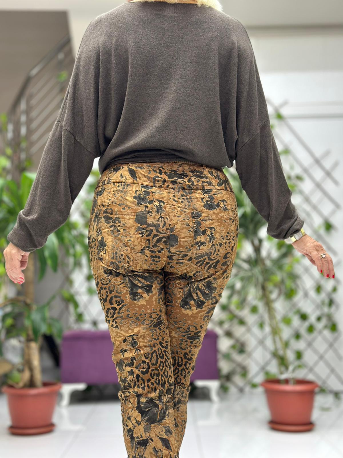 NC21980 italyan Likralı Çiçek ve Leopar desenli Pantolon Camel