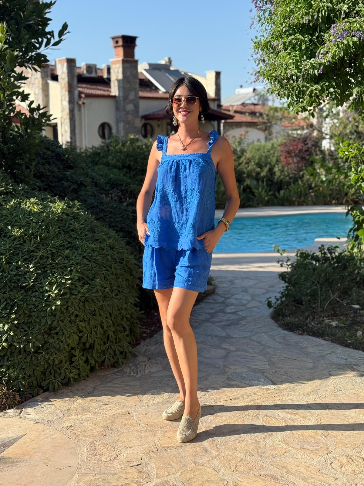 N10661 Traje Italiano Lino Ciruela