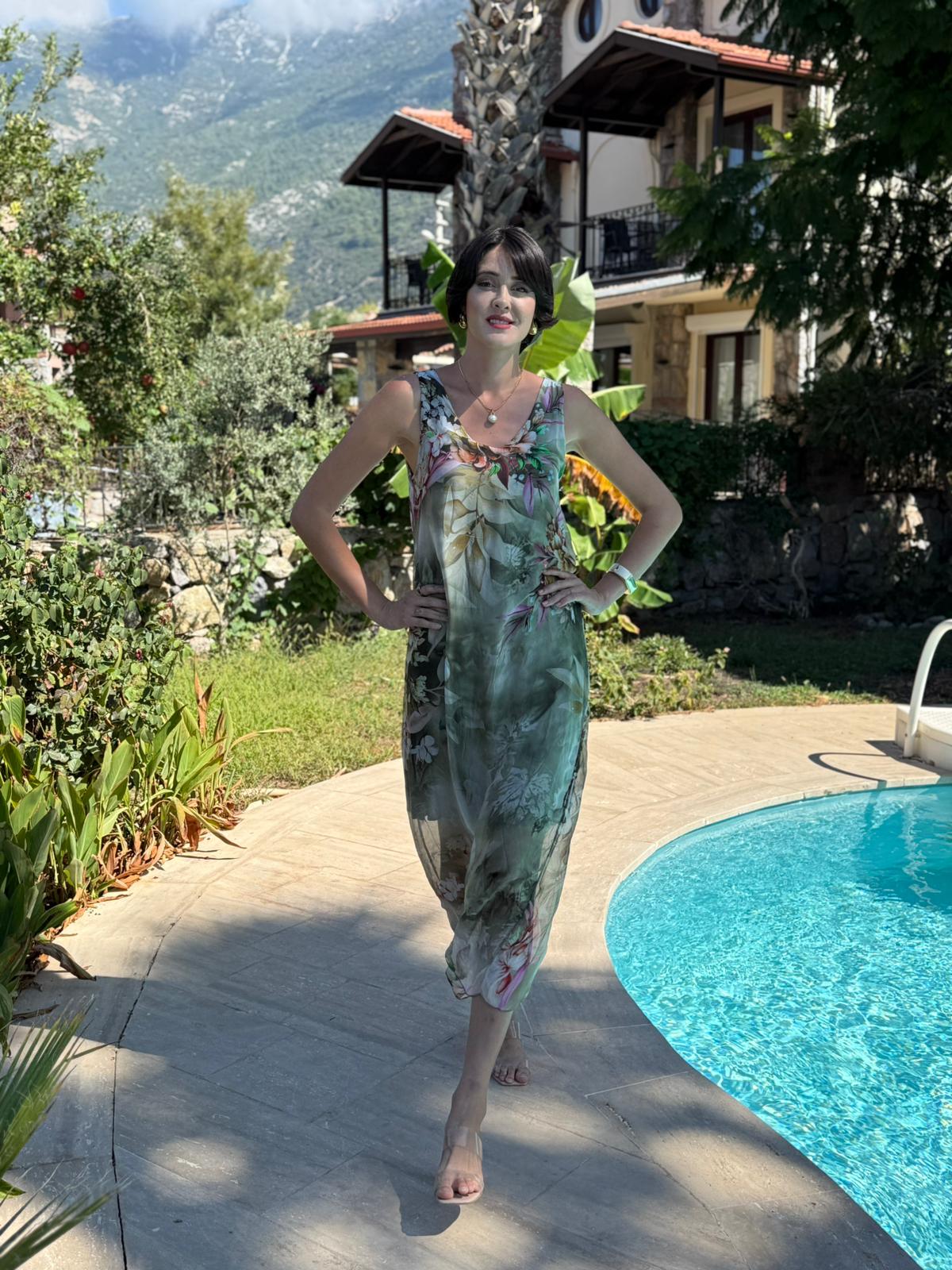 YG20641 İtalyan Çiçekli Askılı İpek Elbise Haki