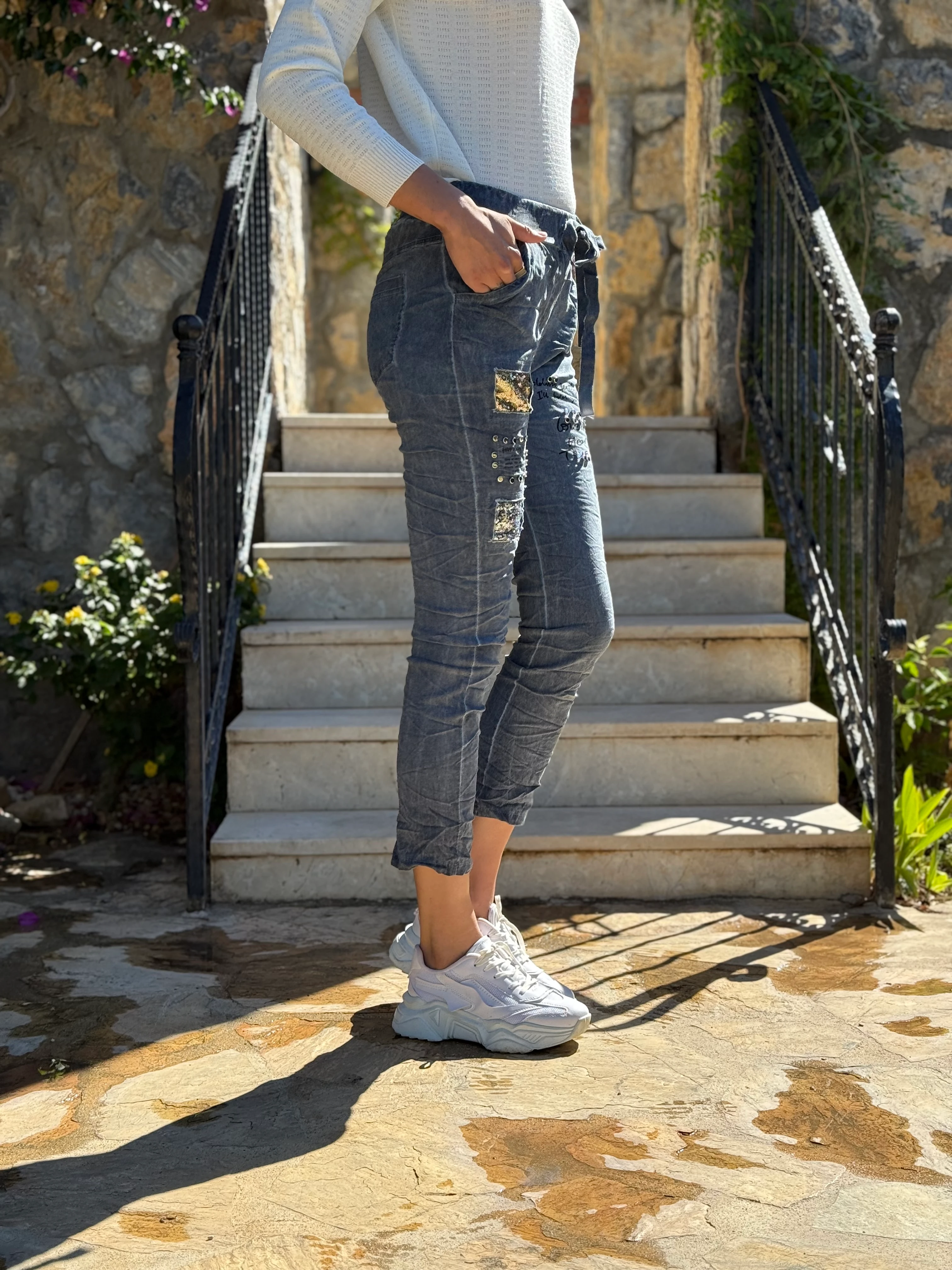 YG22028 İtalyan Yazı Desen Pulpayetli Coton Pantolon Mavi