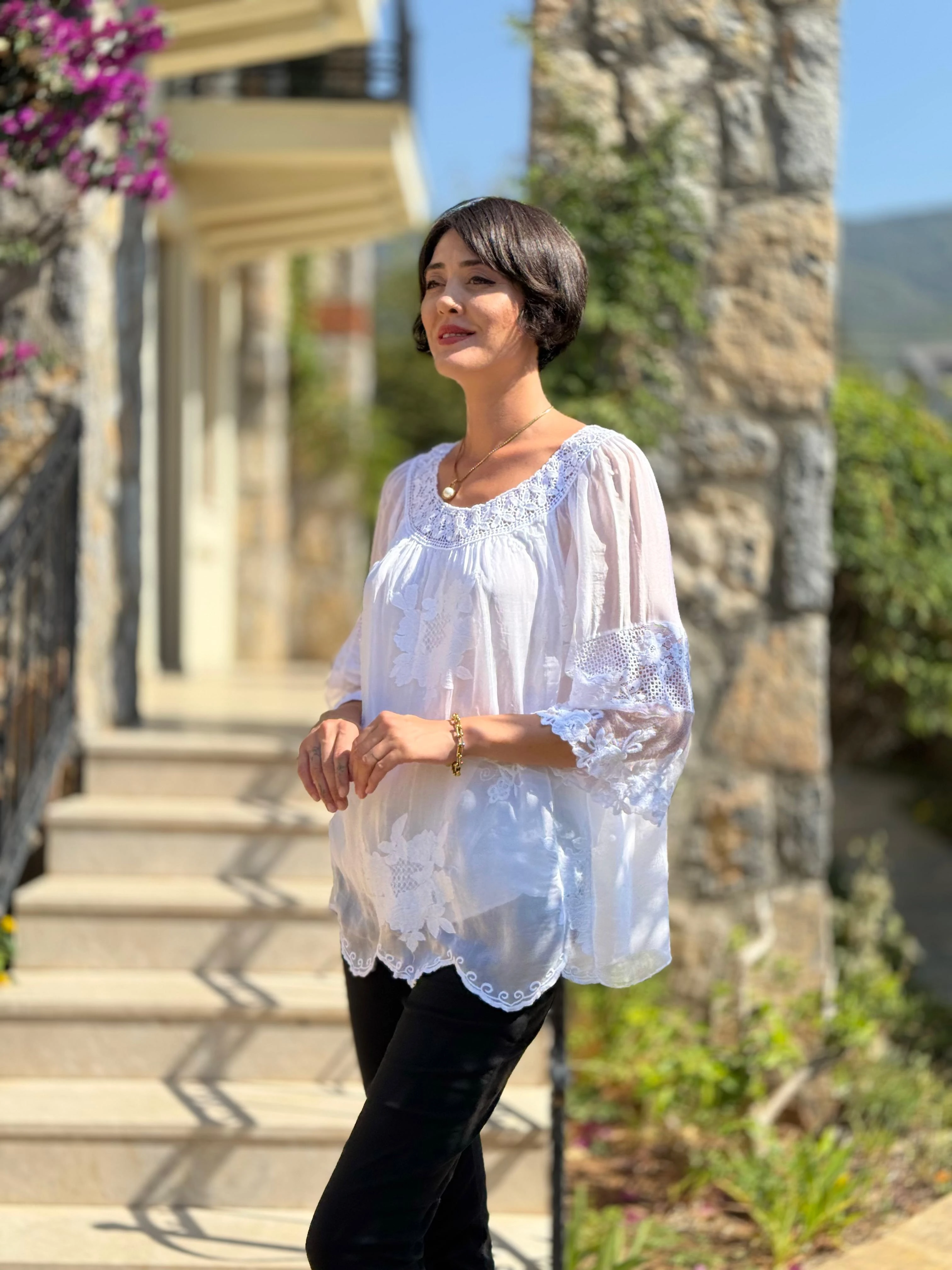 NC9146 Yaka ve Kol Dantelli İtalyan İpek Bluz Beyaz