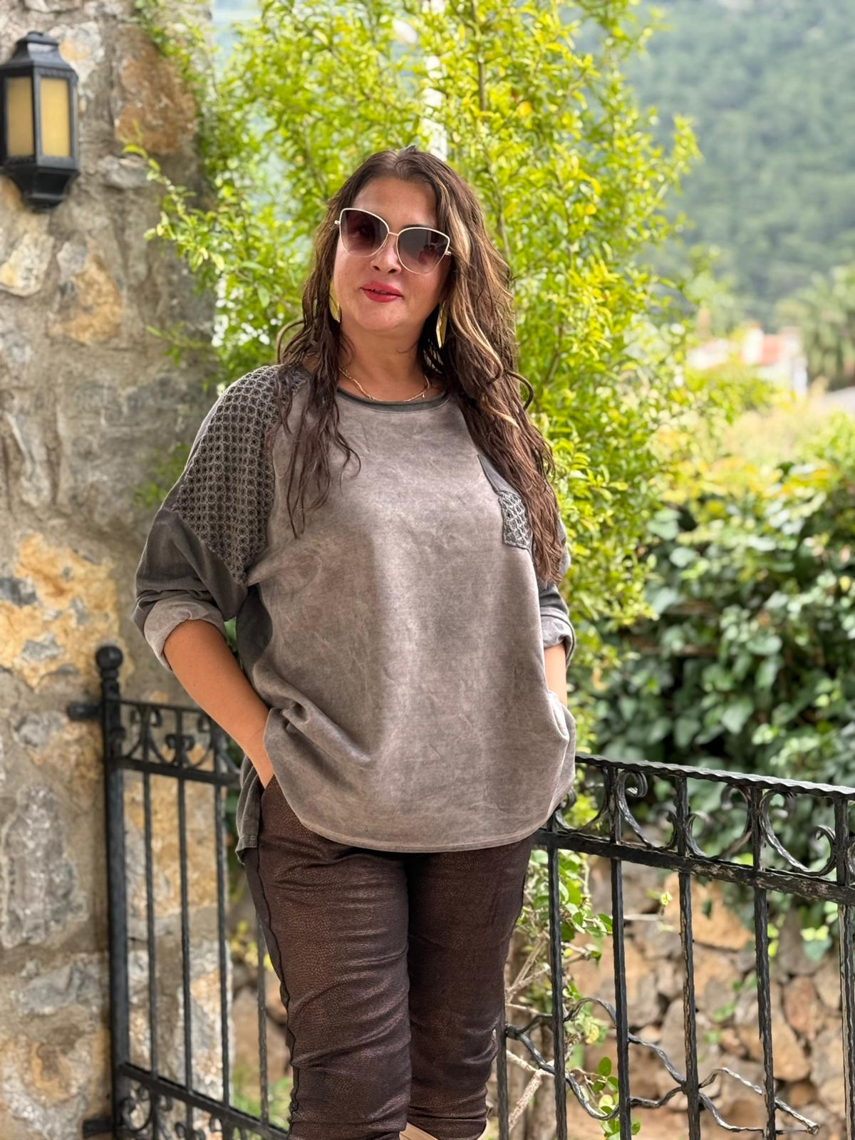 YG2098 Omuz Cep Dantelli Süet Sweatshirt Kahverengi