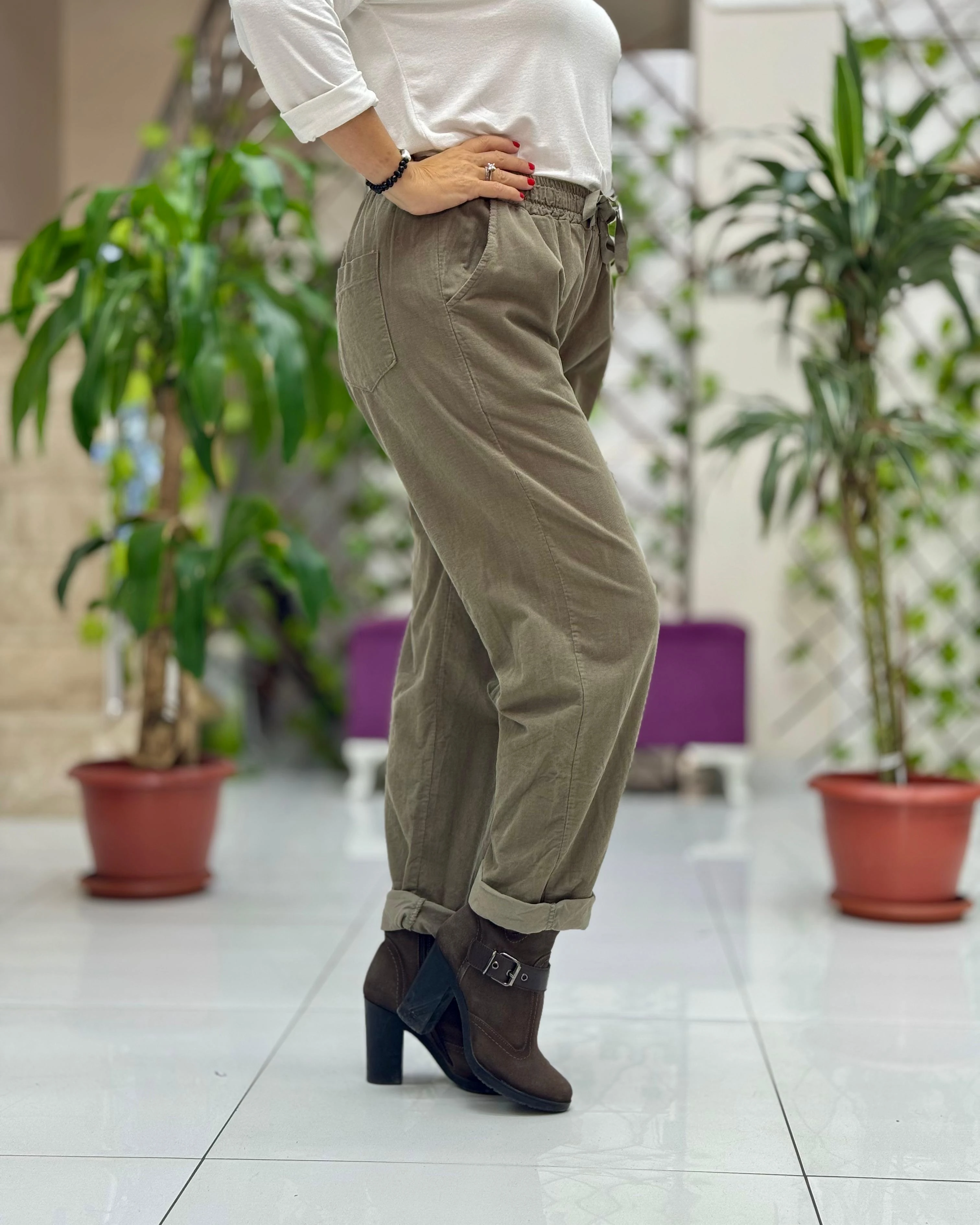 YG3005 Beli Bağcıklı İtalyan Kadife Pantolon Haki