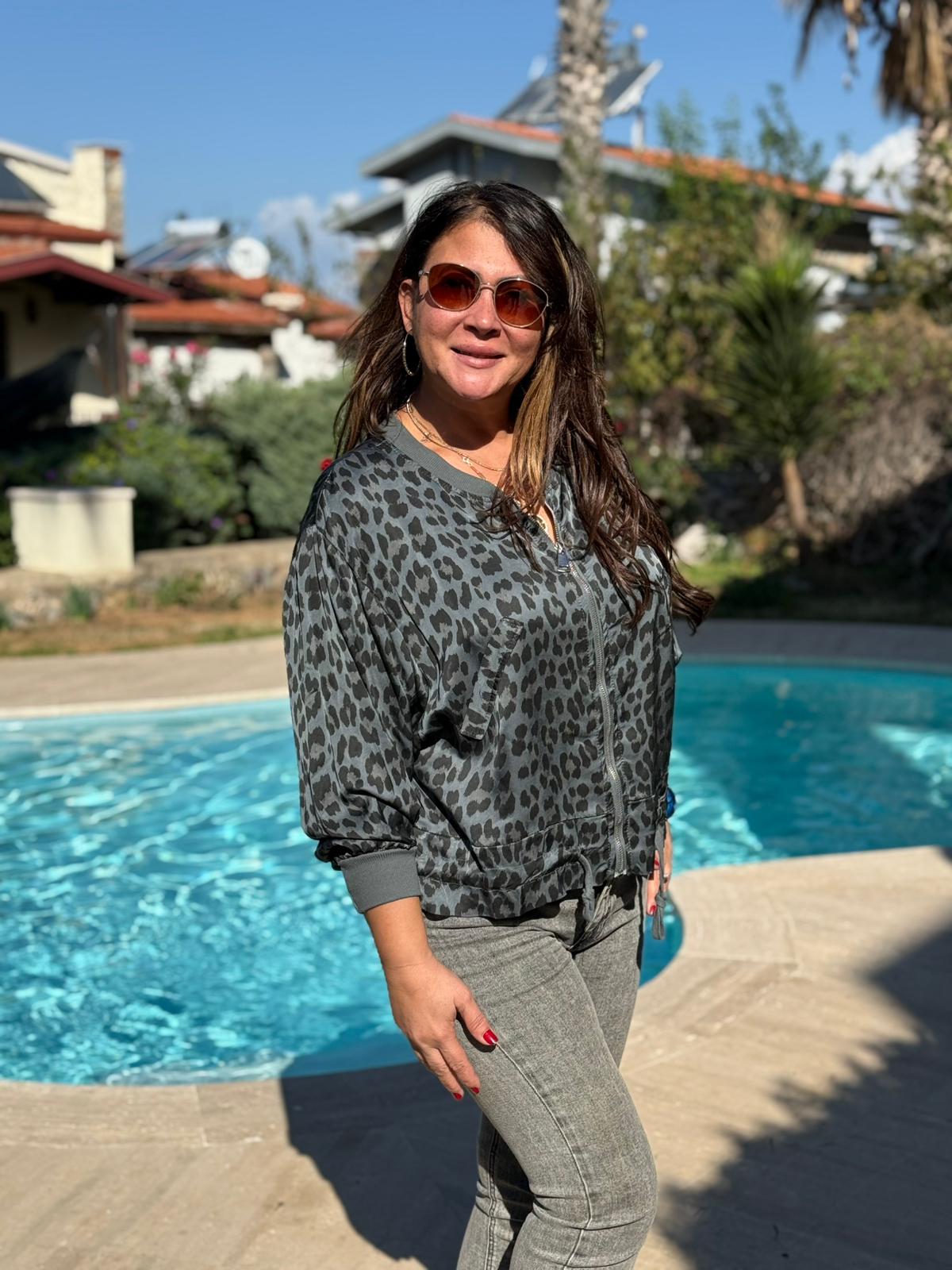 YG837903 İtalyan Leoparlı Saten İpek Ceket Füme