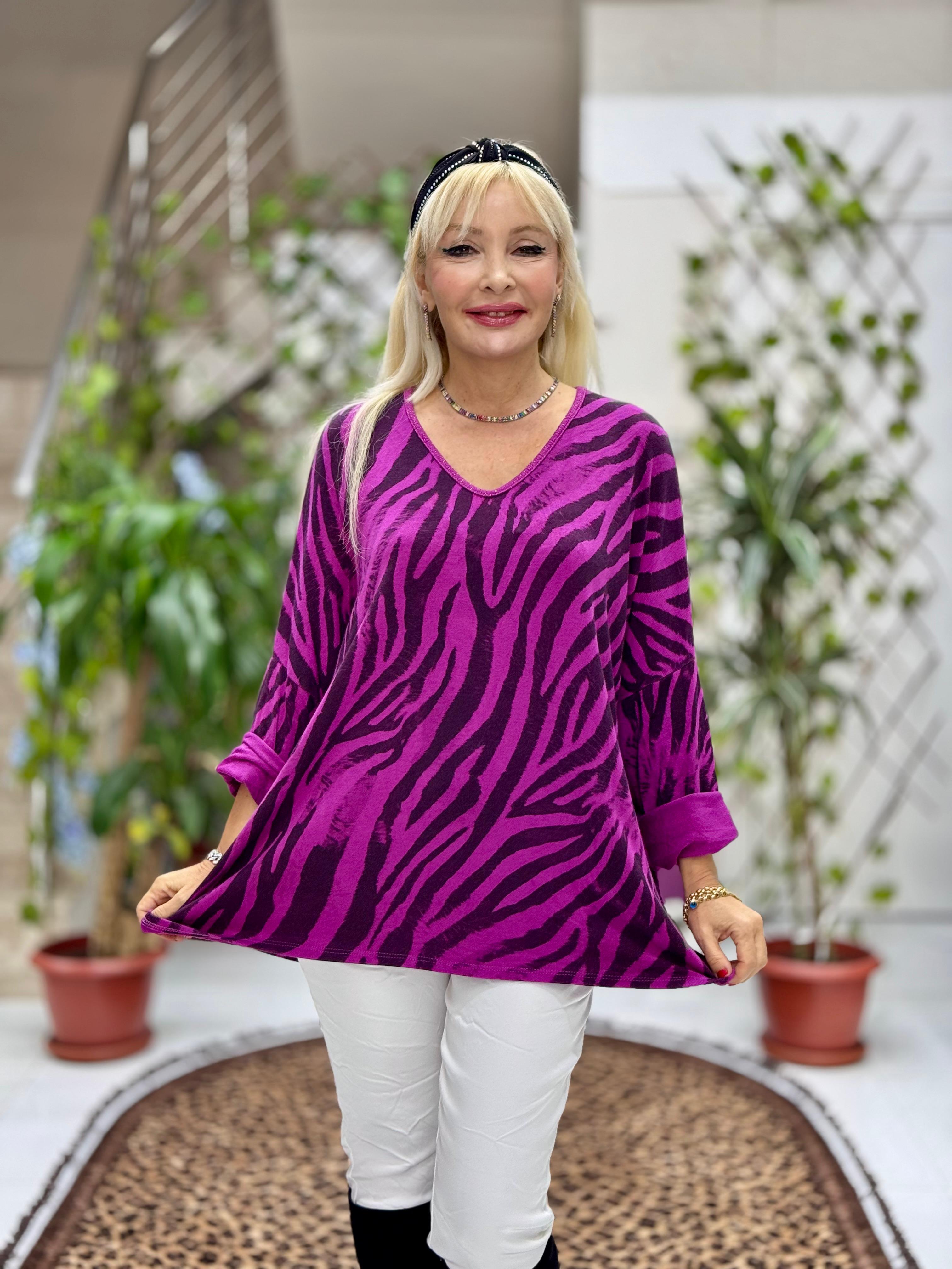 YG13003 Zebra Desen V Yaka Simli İtalyan Triko Bluz Fuşya