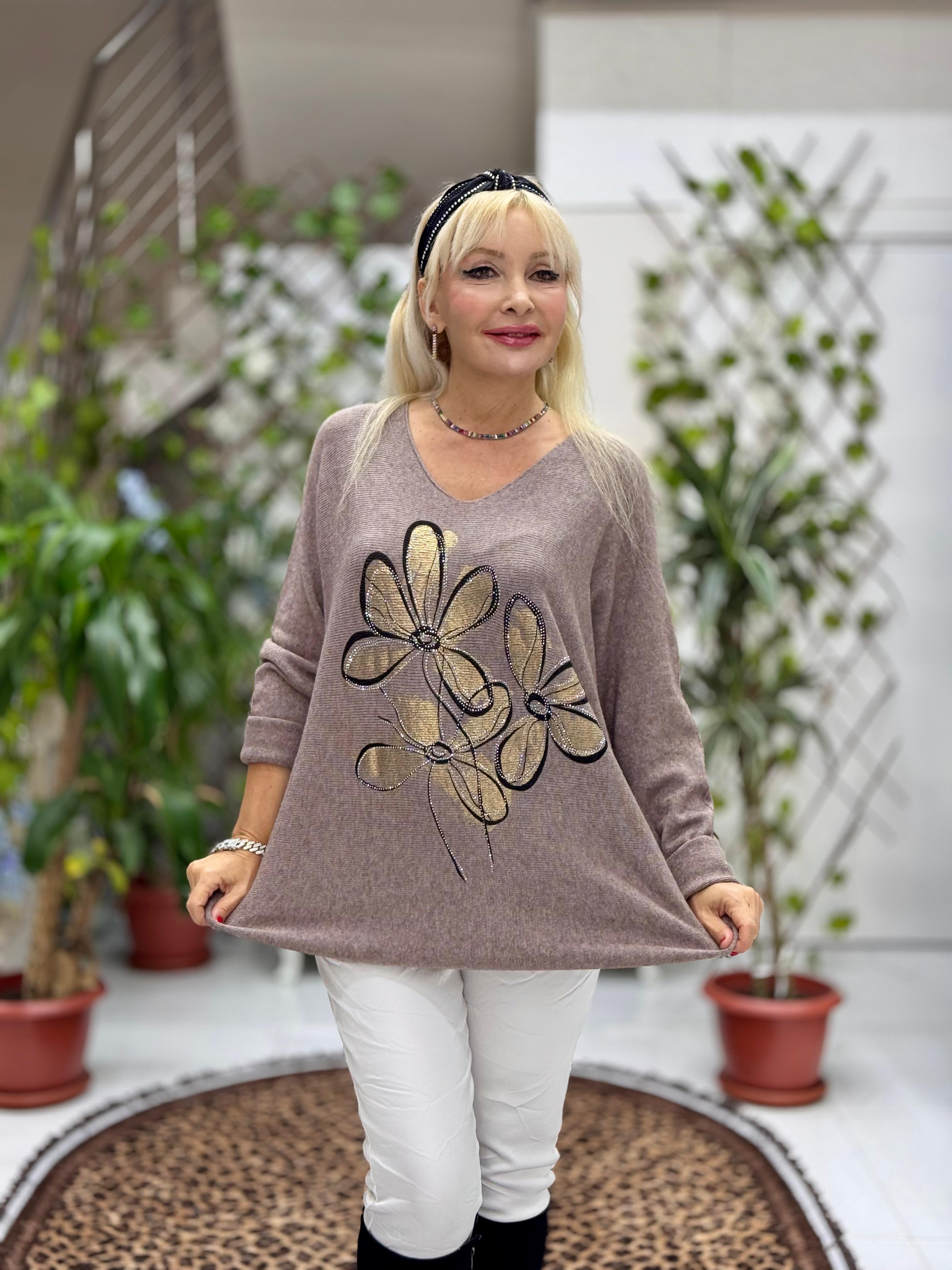 YG8022 Çiçek Desenli Taşlı İtalyan Triko Bluz Vizon